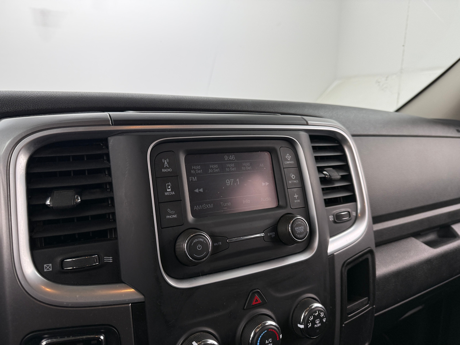 Thumbnail: 2024 RAM 1500 Classic - 4