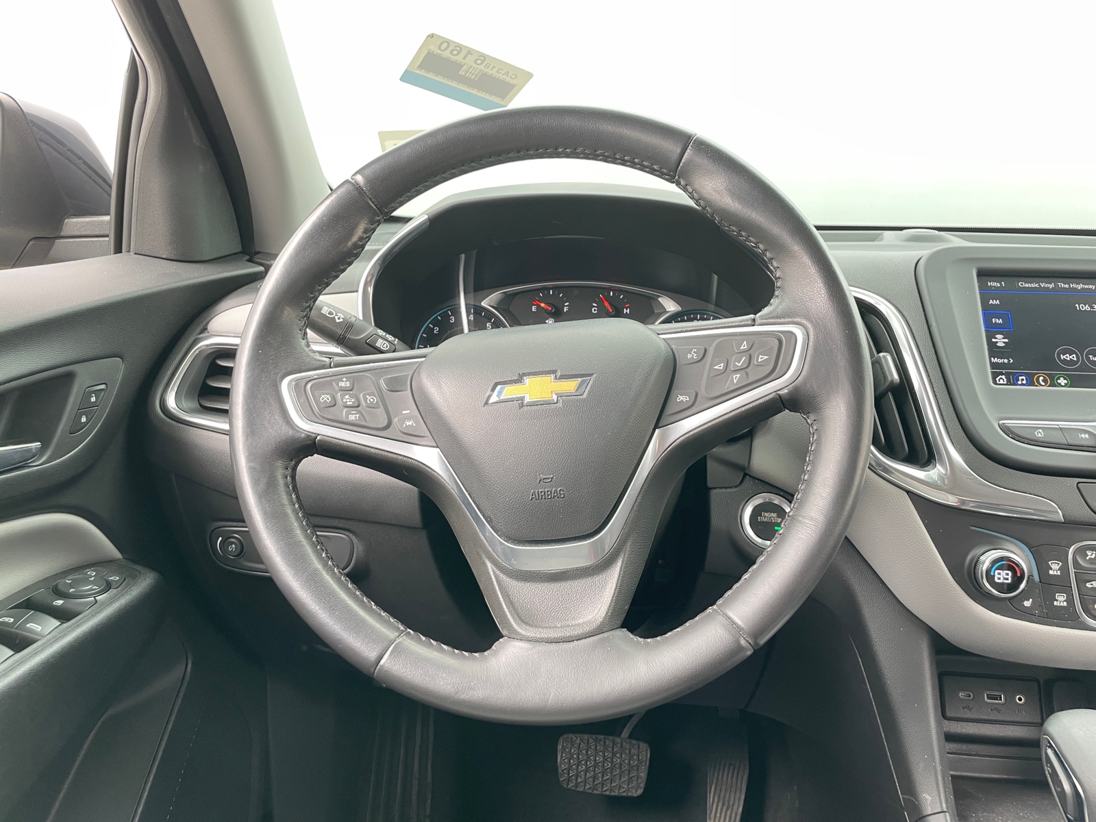 Thumbnail: 2022 Chevrolet Equinox - 5