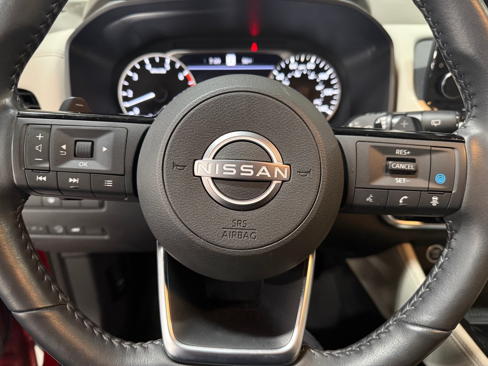 Thumbnail: 2023 Nissan Rogue - 4