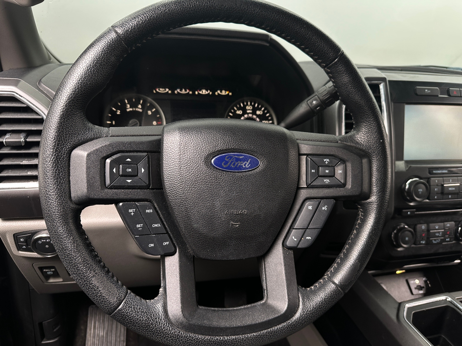 Thumbnail: 2015 Ford Econoline - 5