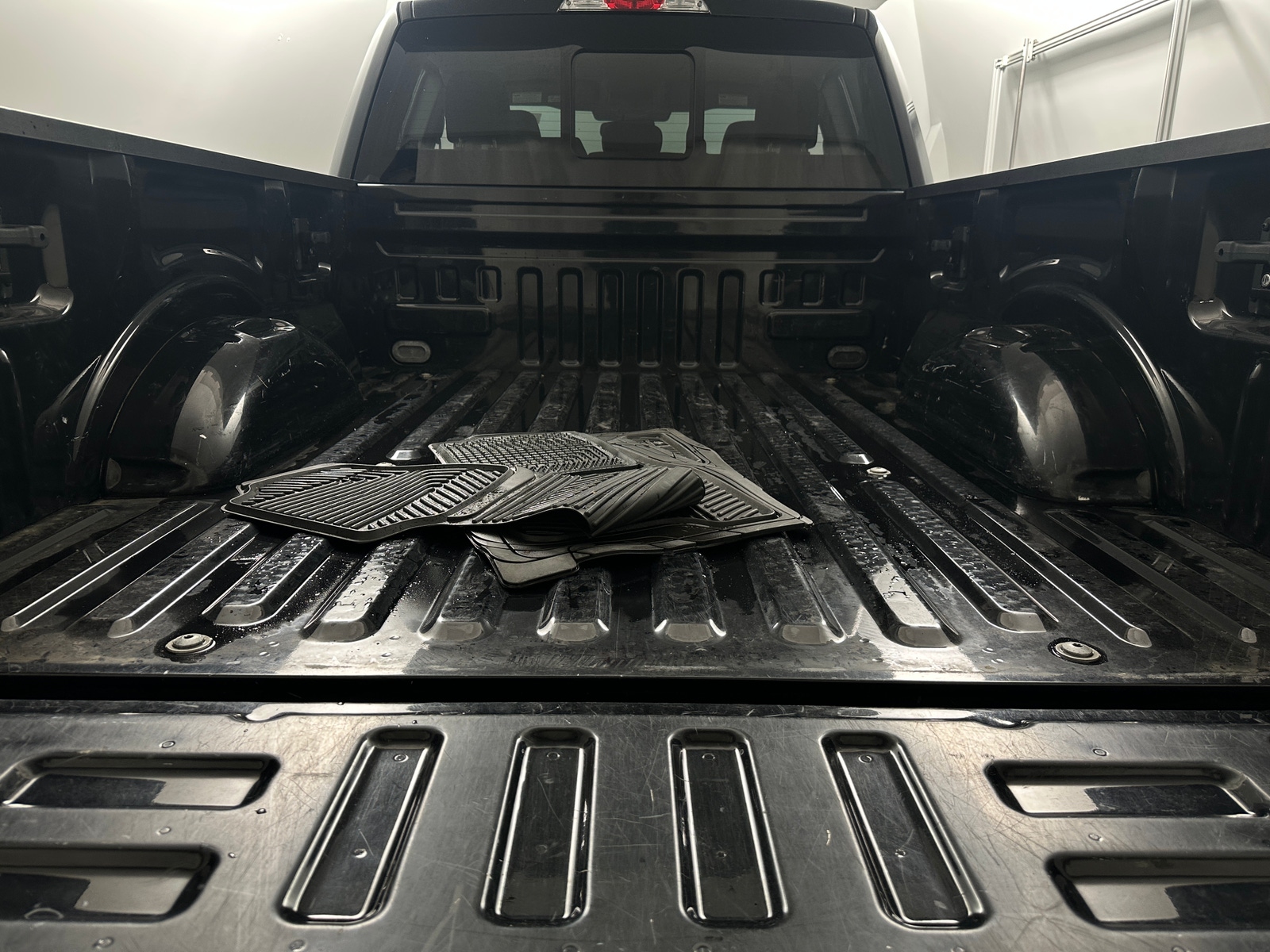 Thumbnail: 2015 Ford Econoline - 7