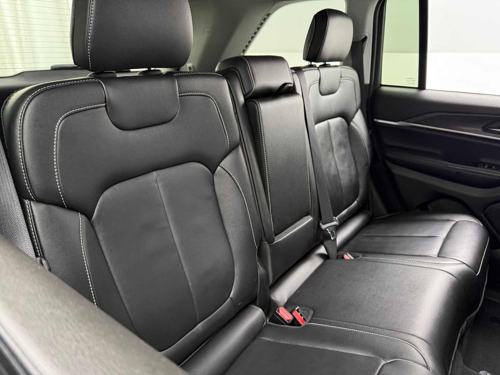 Thumbnail: 2023 Jeep Grand Cherokee - 5