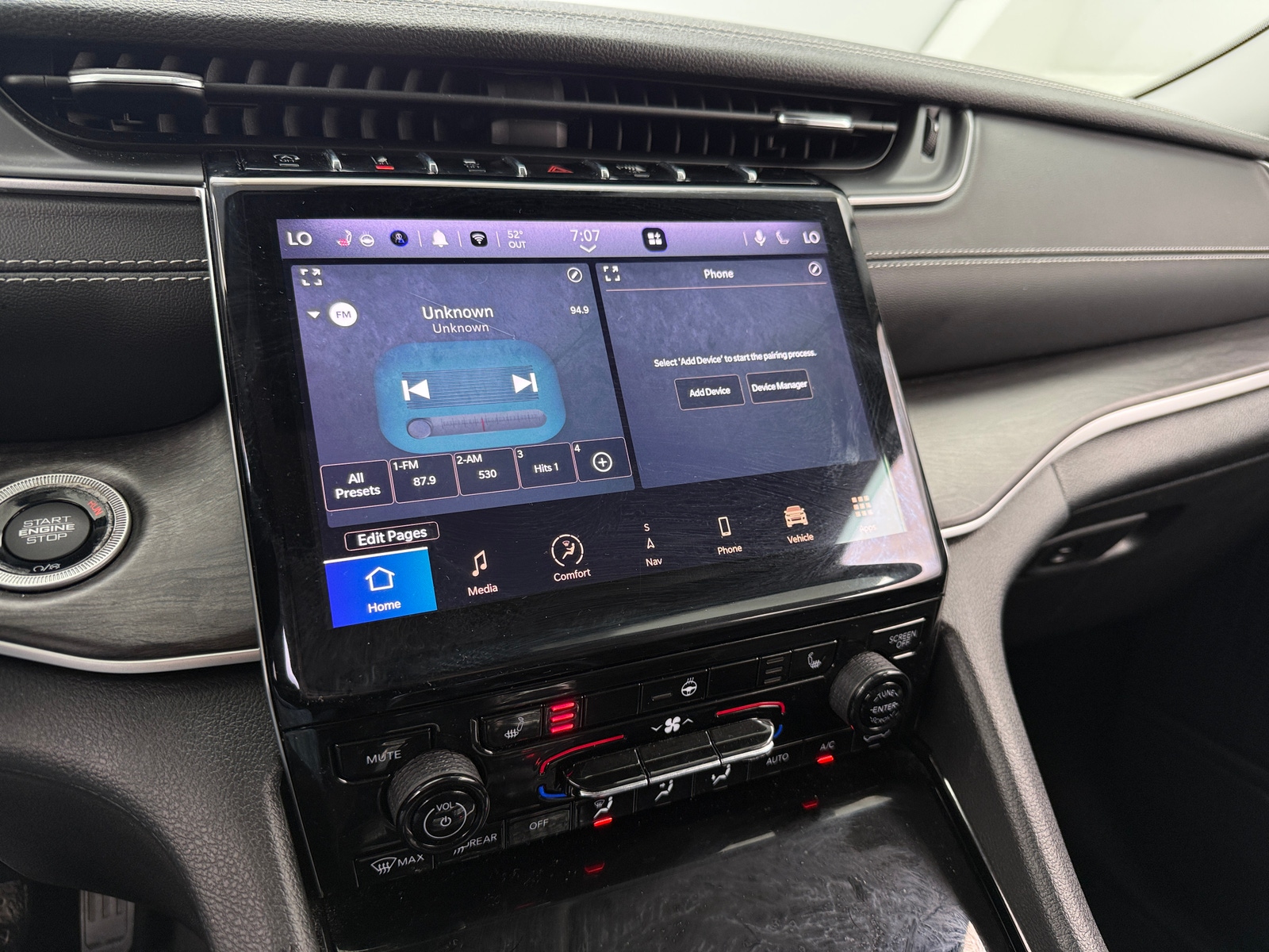 Thumbnail: 2023 Jeep Grand Cherokee - 3