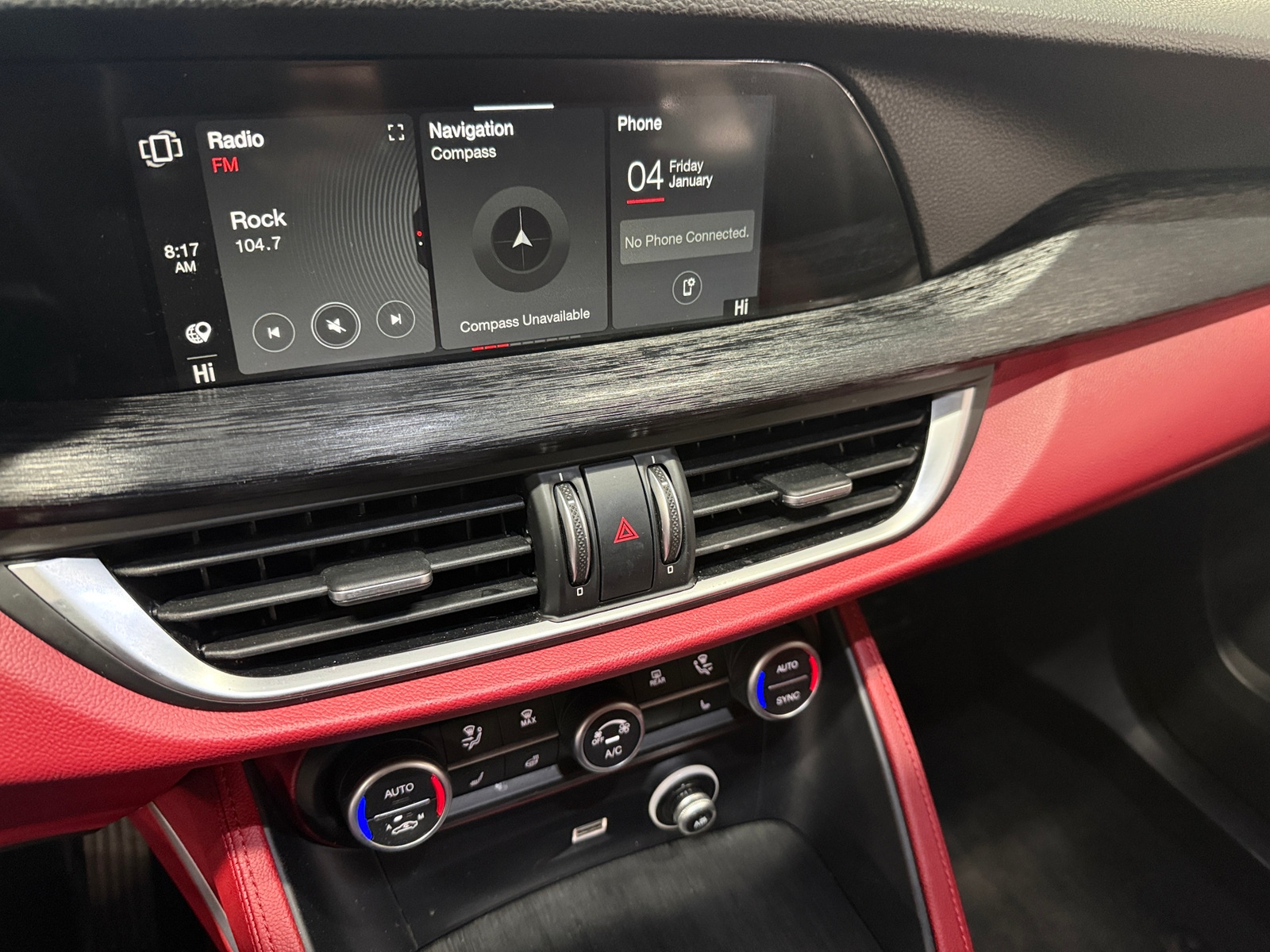 Thumbnail: 2020 Alfa Romeo Stelvio - 3