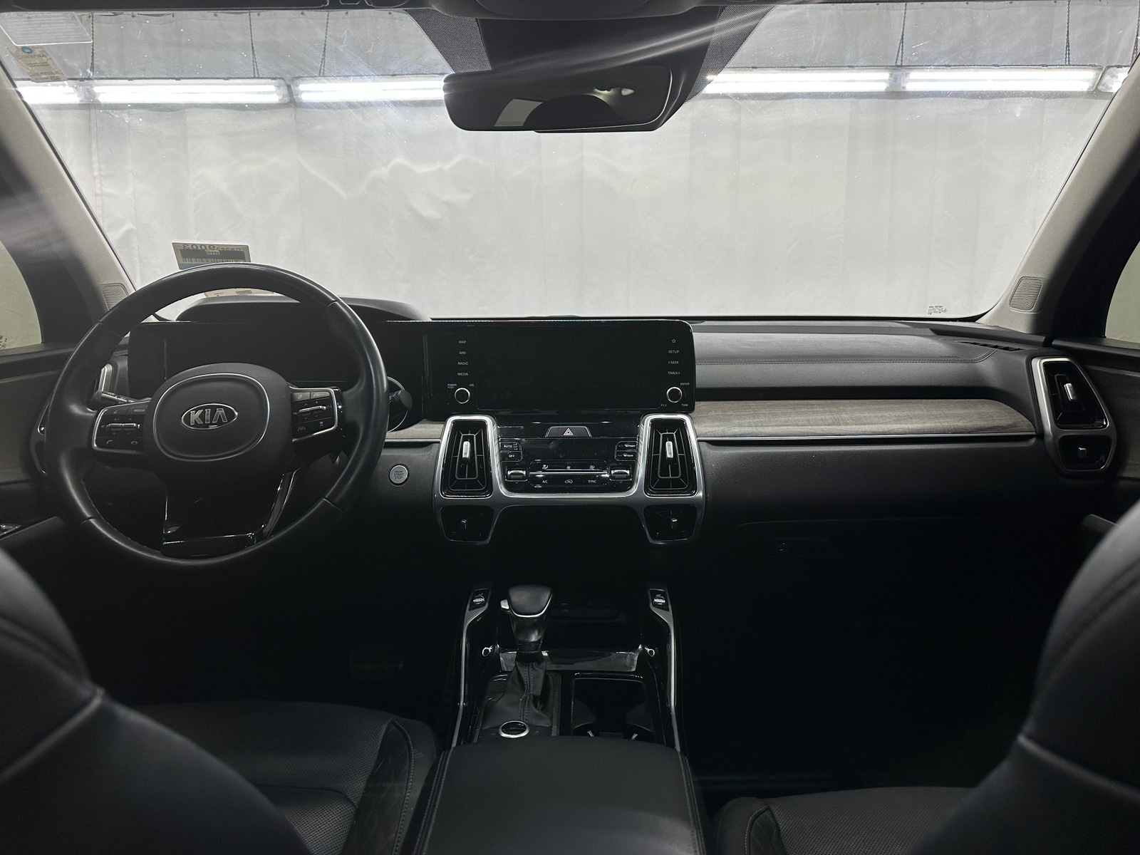 Thumbnail: 2021 Kia Sorento - 2