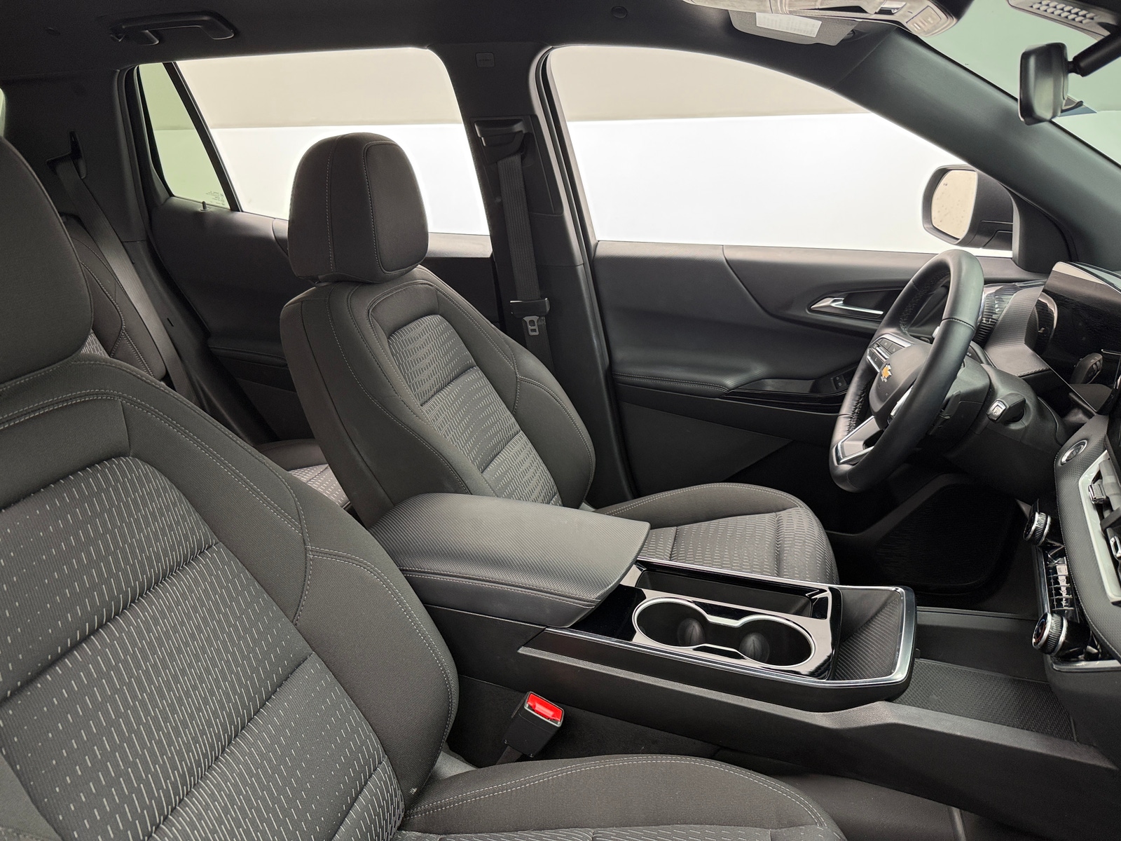 Thumbnail: 2025 Chevrolet Equinox - 2