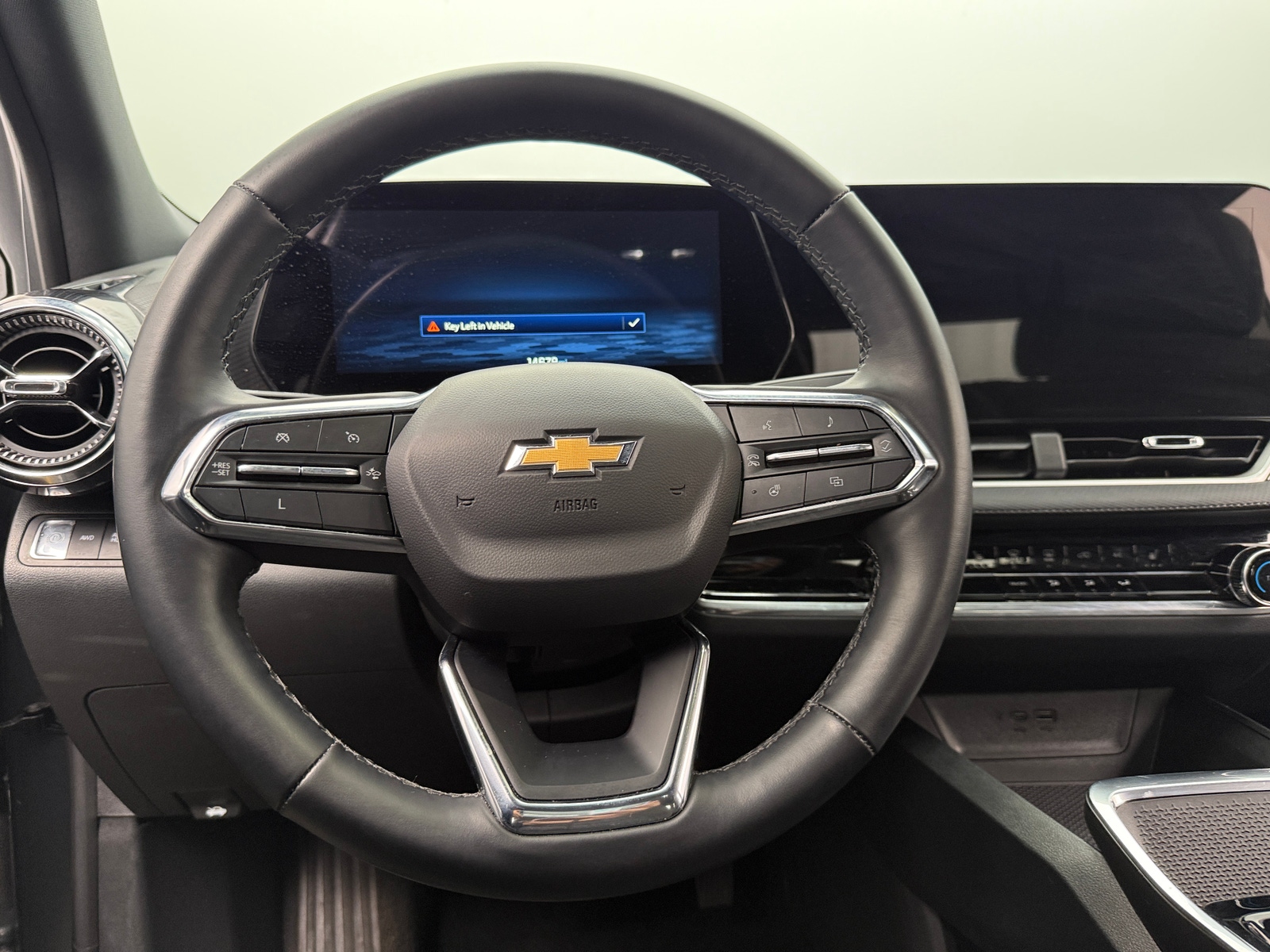 Thumbnail: 2025 Chevrolet Equinox - 5