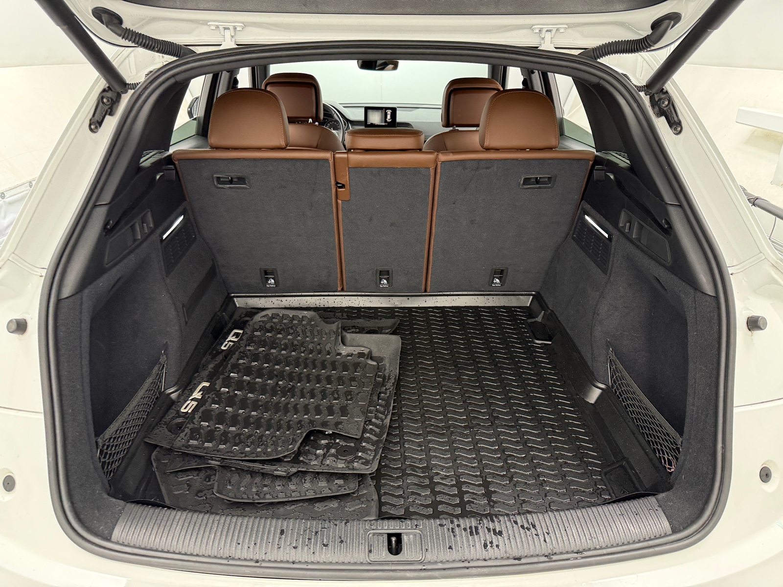 Thumbnail: 2020 Audi Q5 - 6