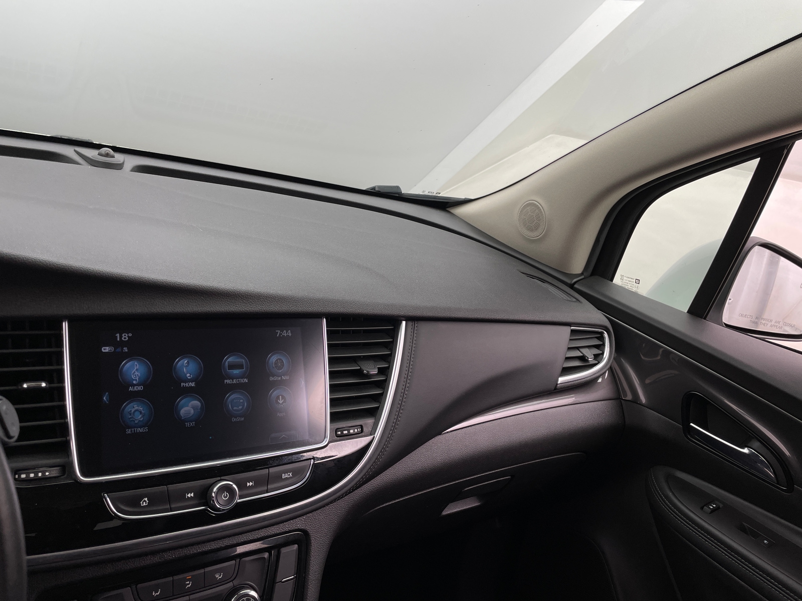 Thumbnail: 2020 Buick Encore - 3