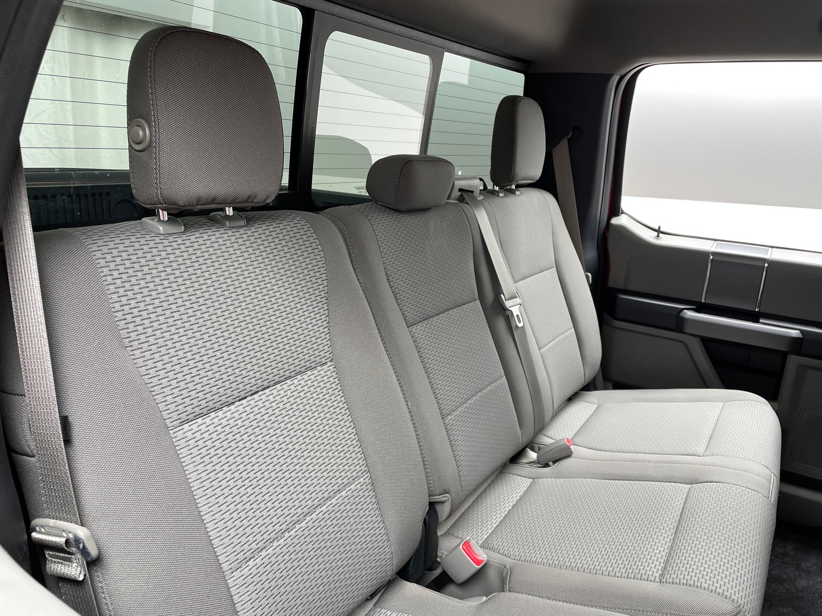 Thumbnail: 2017 Ford Econoline - 6