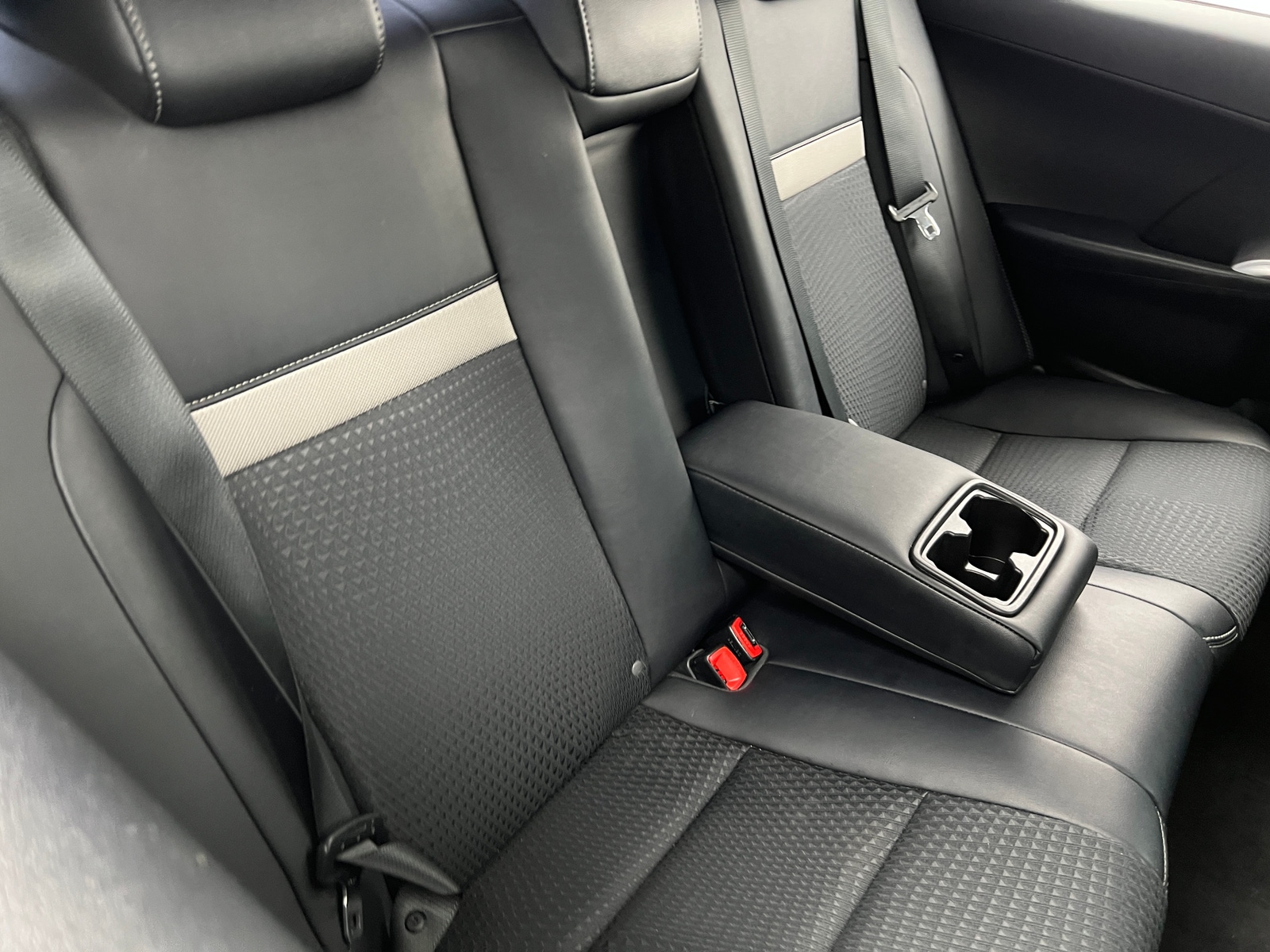 Thumbnail: 2014 Toyota Camry - 5