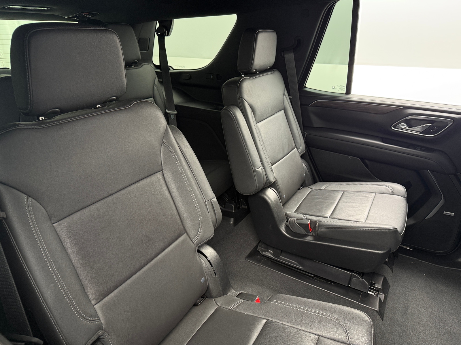 Thumbnail: 2023 Chevrolet Tahoe - 5