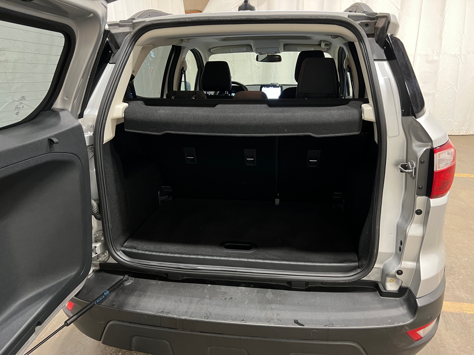 Thumbnail: 2019 Ford EcoSport - 7