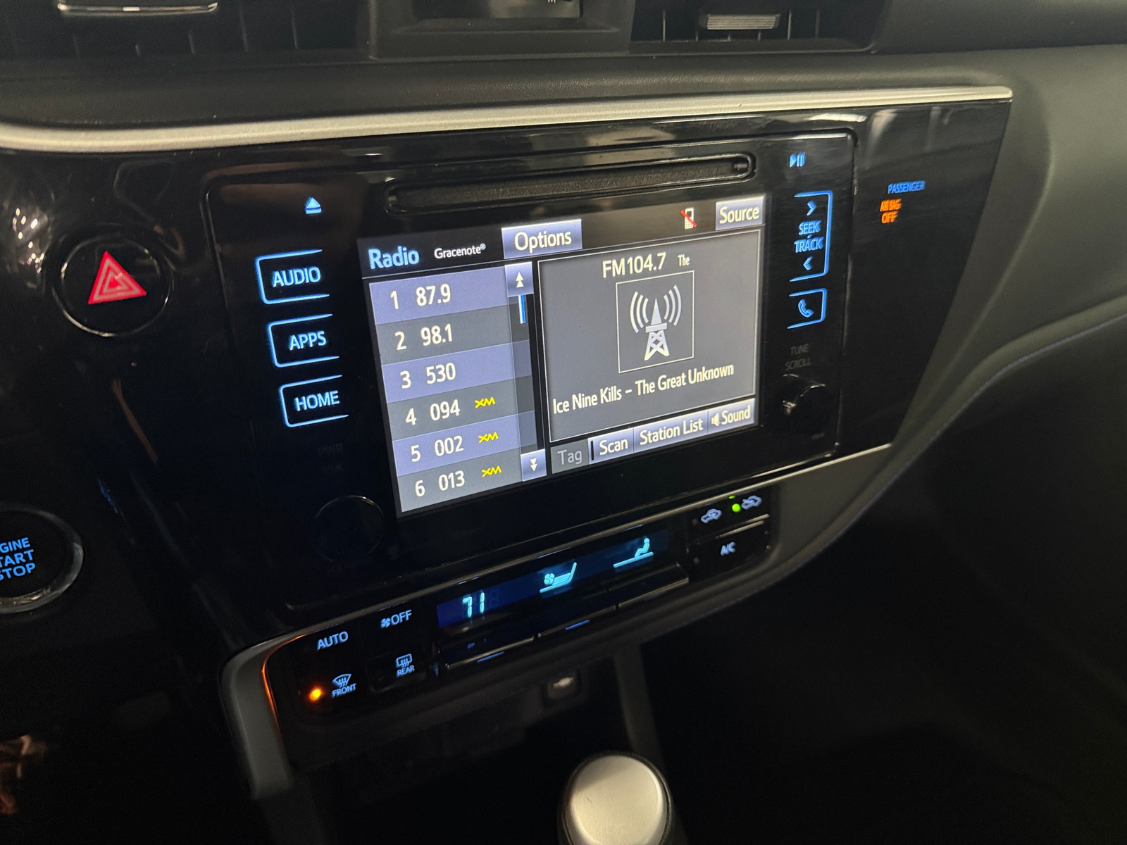 Thumbnail: 2019 Toyota Corolla - 4