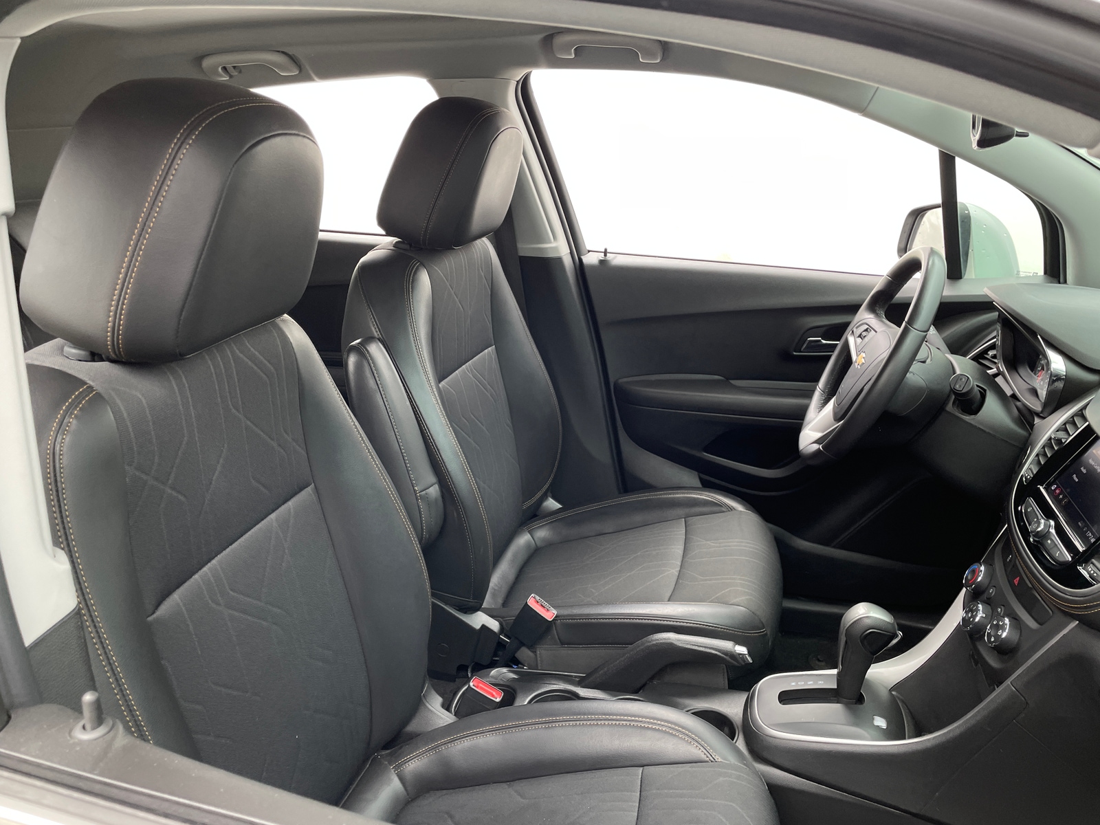 Thumbnail: 2020 Chevrolet Trax - 2