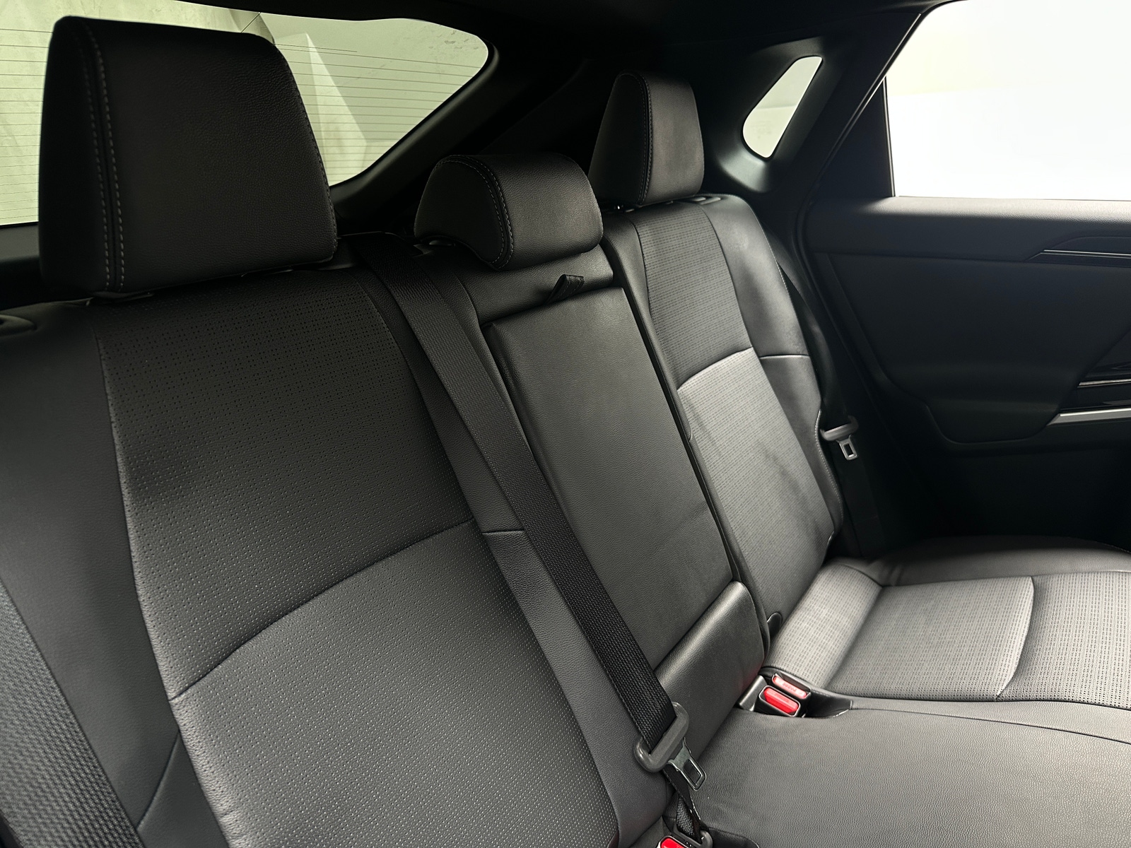 Thumbnail: 2024 Toyota bZ4X - 5