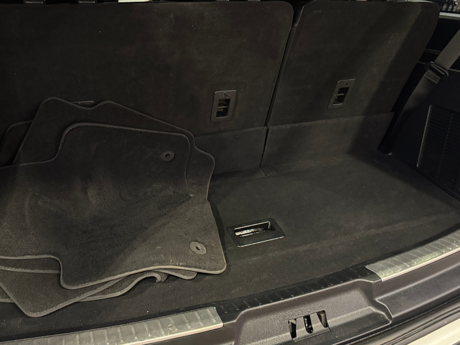 Thumbnail: 2021 Lincoln Navigator - 6