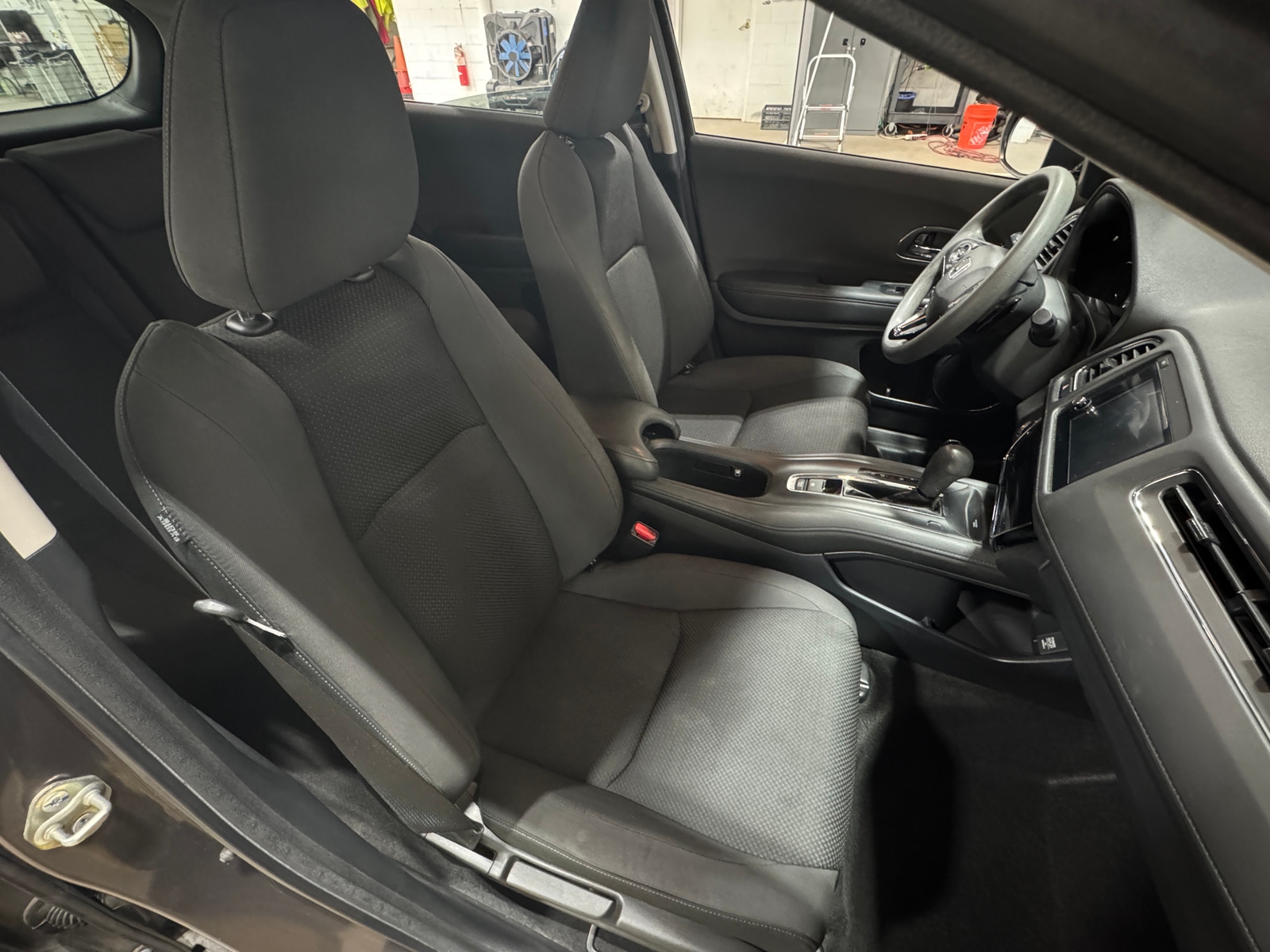 Thumbnail: 2020 Honda HR-V - 2