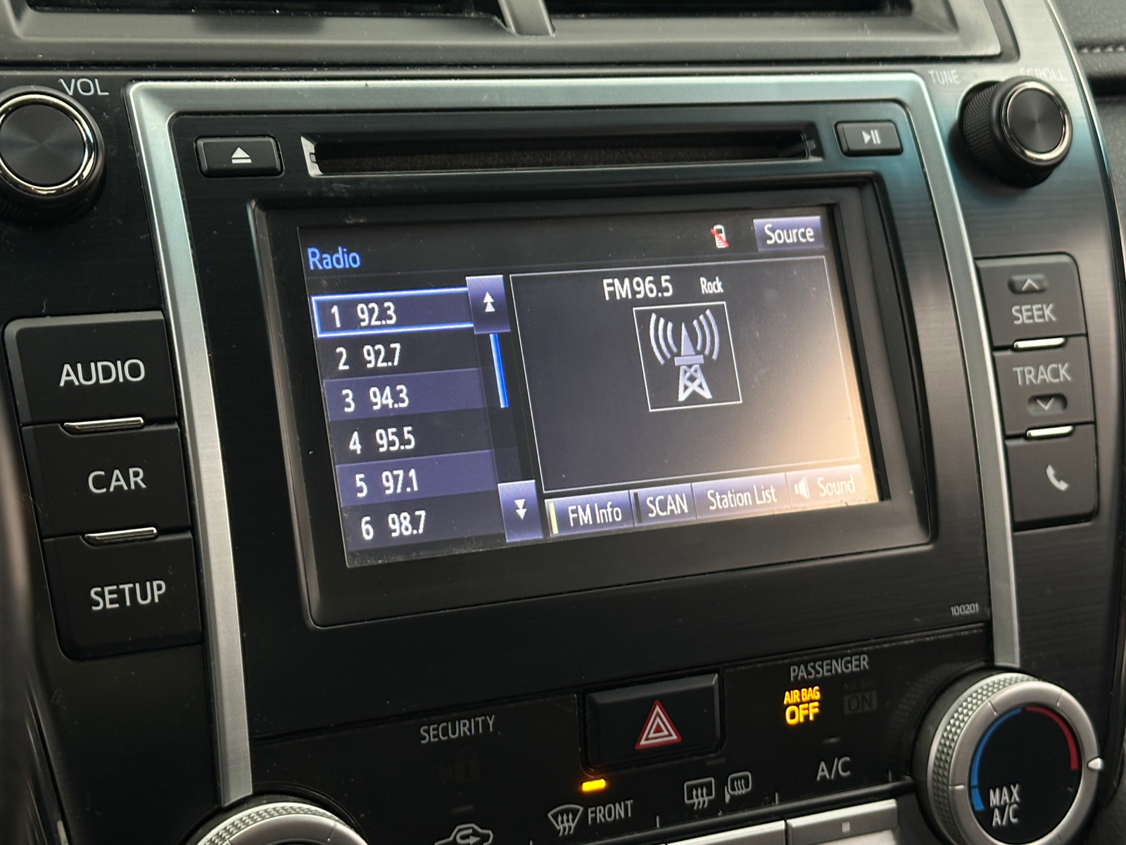 Thumbnail: 2014 Toyota Camry - 3