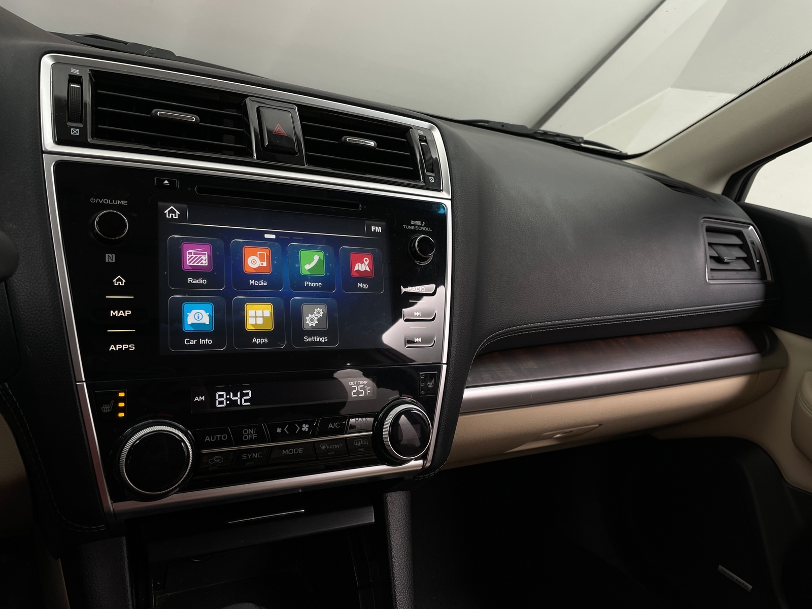 Thumbnail: 2018 Subaru Outback - 3