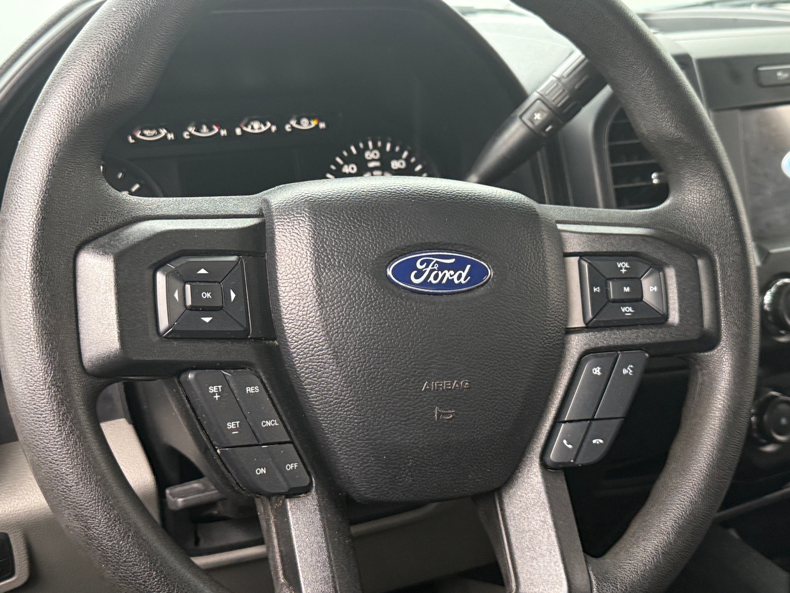 Thumbnail: 2020 Ford Econoline - 5