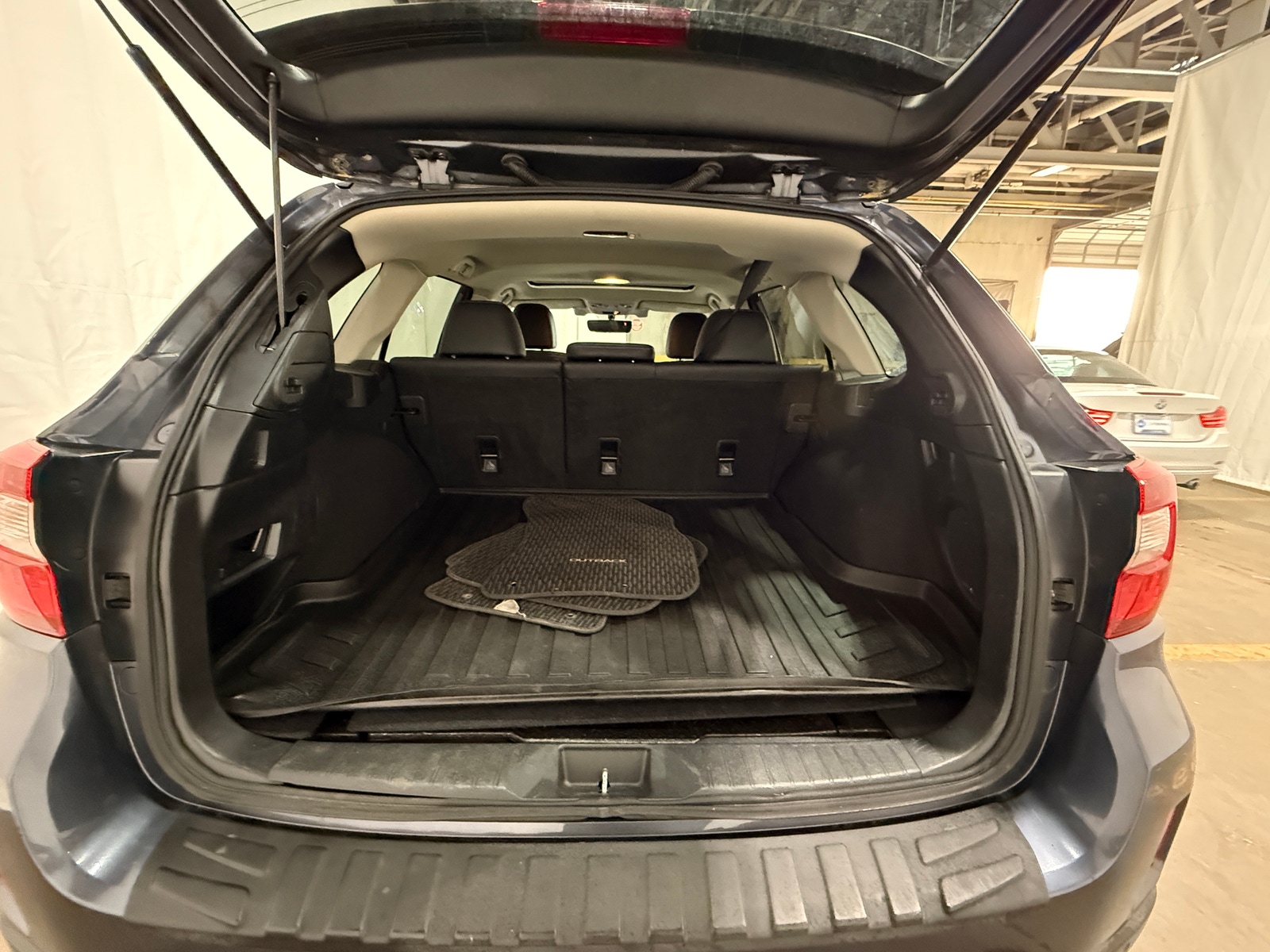 Thumbnail: 2017 Subaru Outback - 6