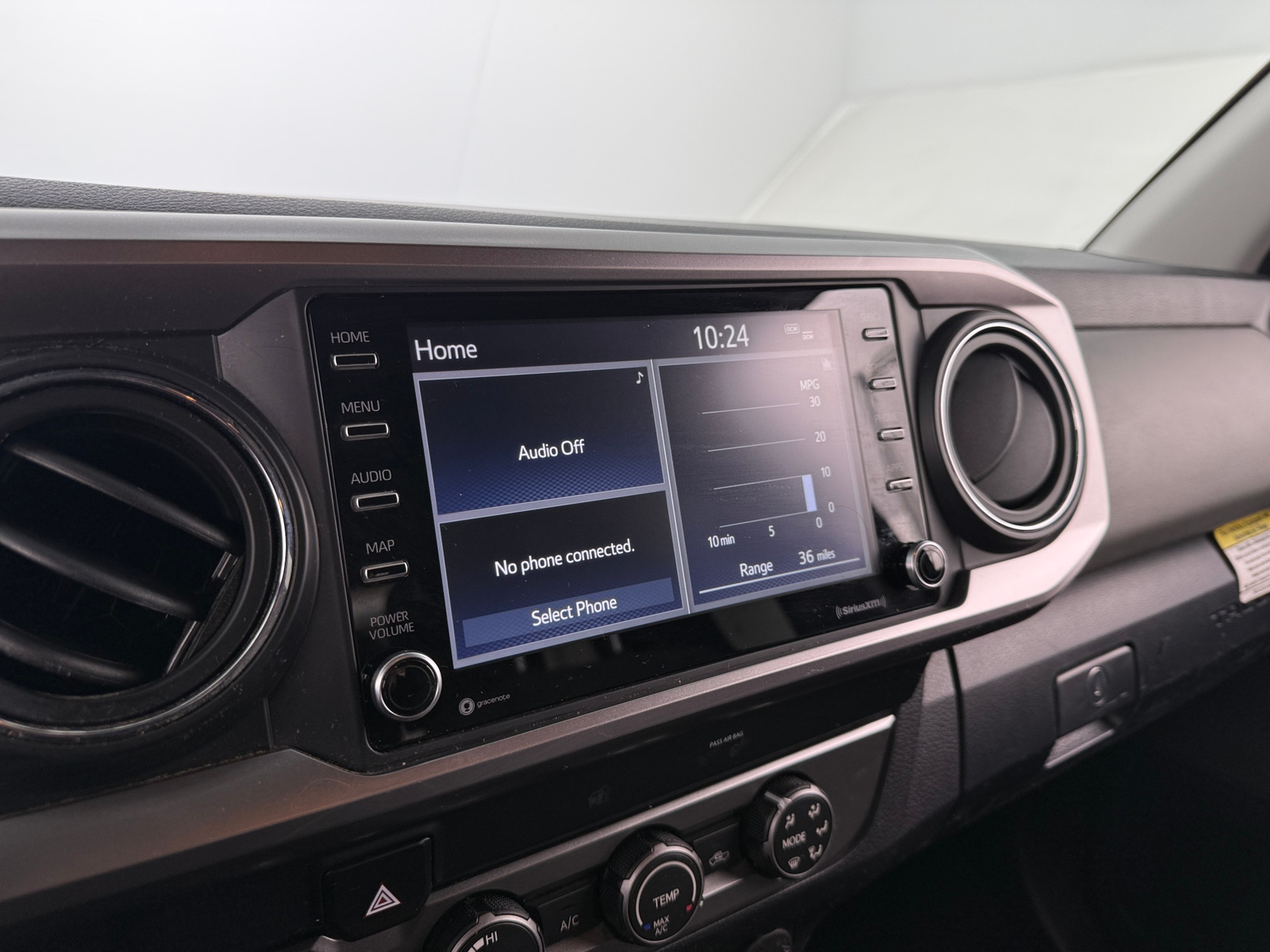 Thumbnail: 2022 Toyota Tacoma - 4