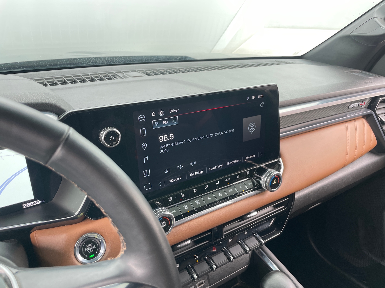 Thumbnail: 2024 GMC Canyon - 3