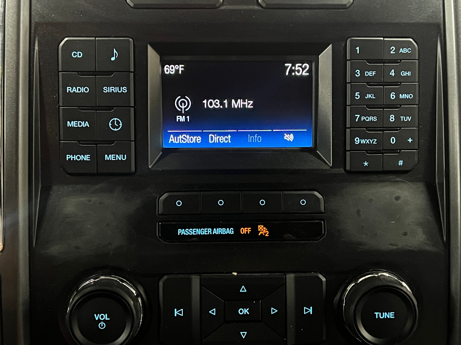 Thumbnail: 2016 Ford Econoline - 4