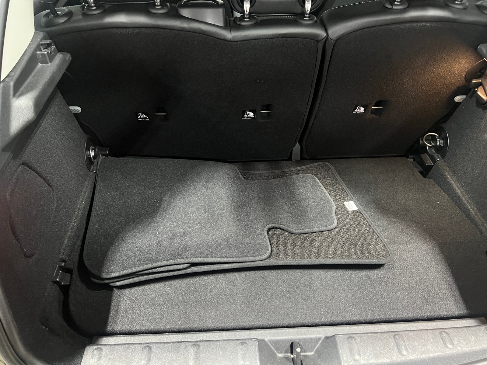 Thumbnail: 2022 MINI Cooper Hardtop - 6