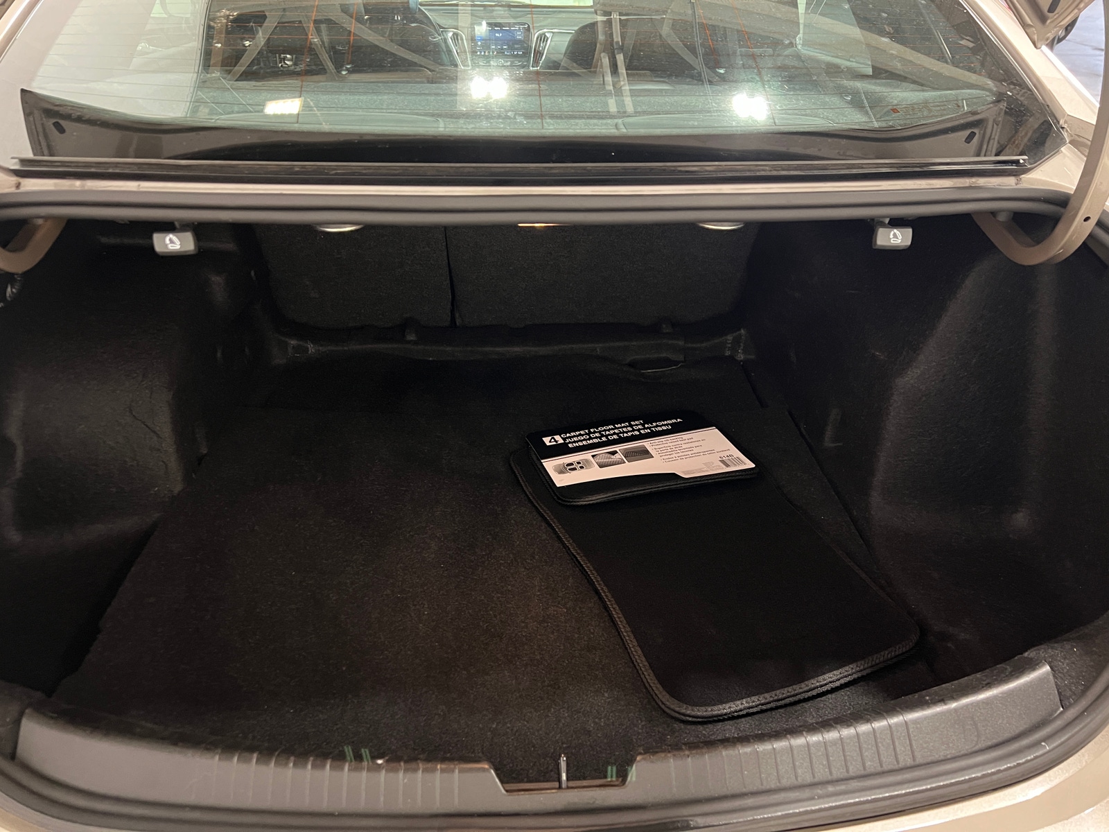 Thumbnail: 2024 Chevrolet Malibu - 6