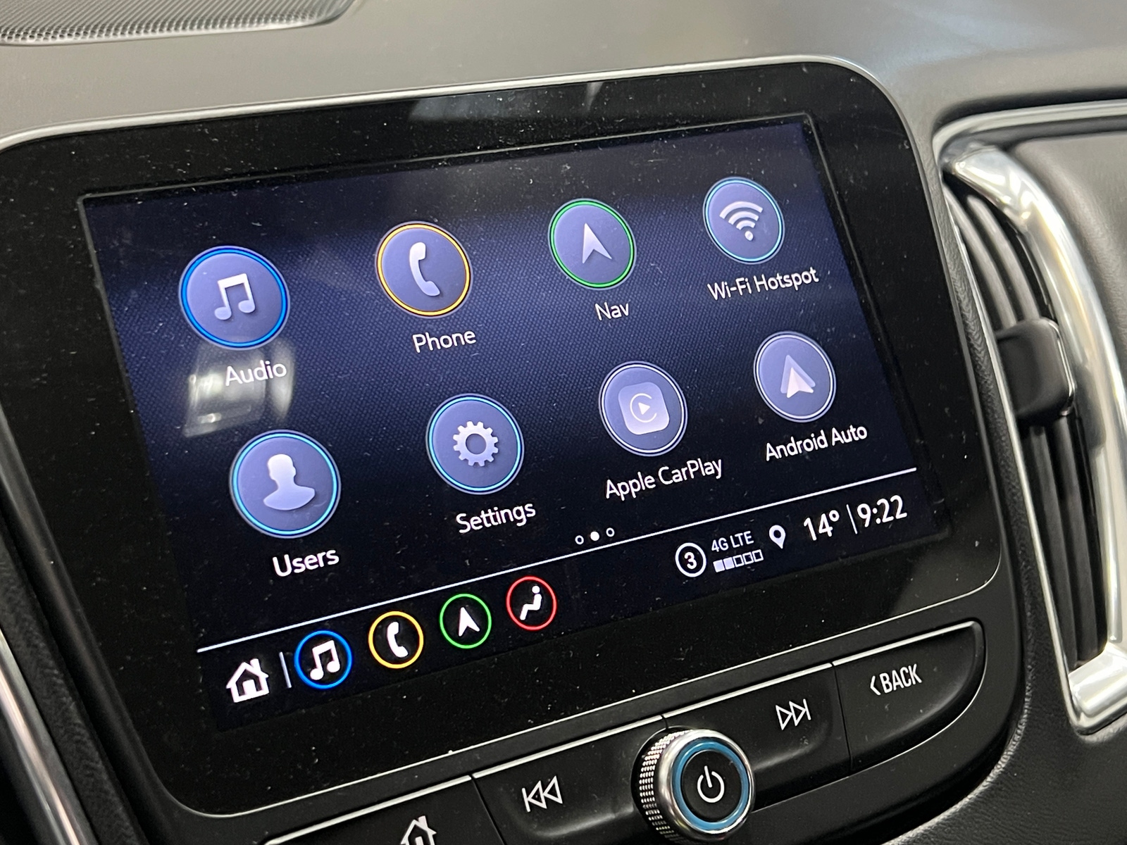 Thumbnail: 2024 Chevrolet Malibu - 3