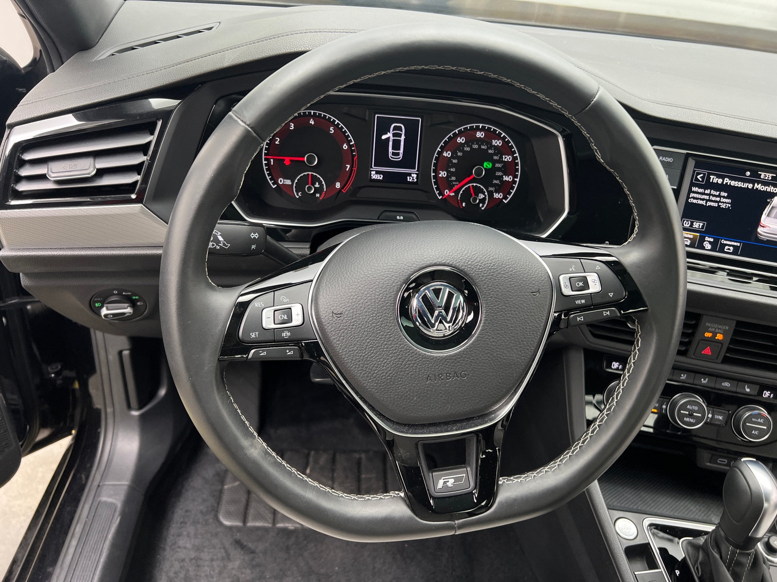 Thumbnail: 2021 Volkswagen Jetta - 4
