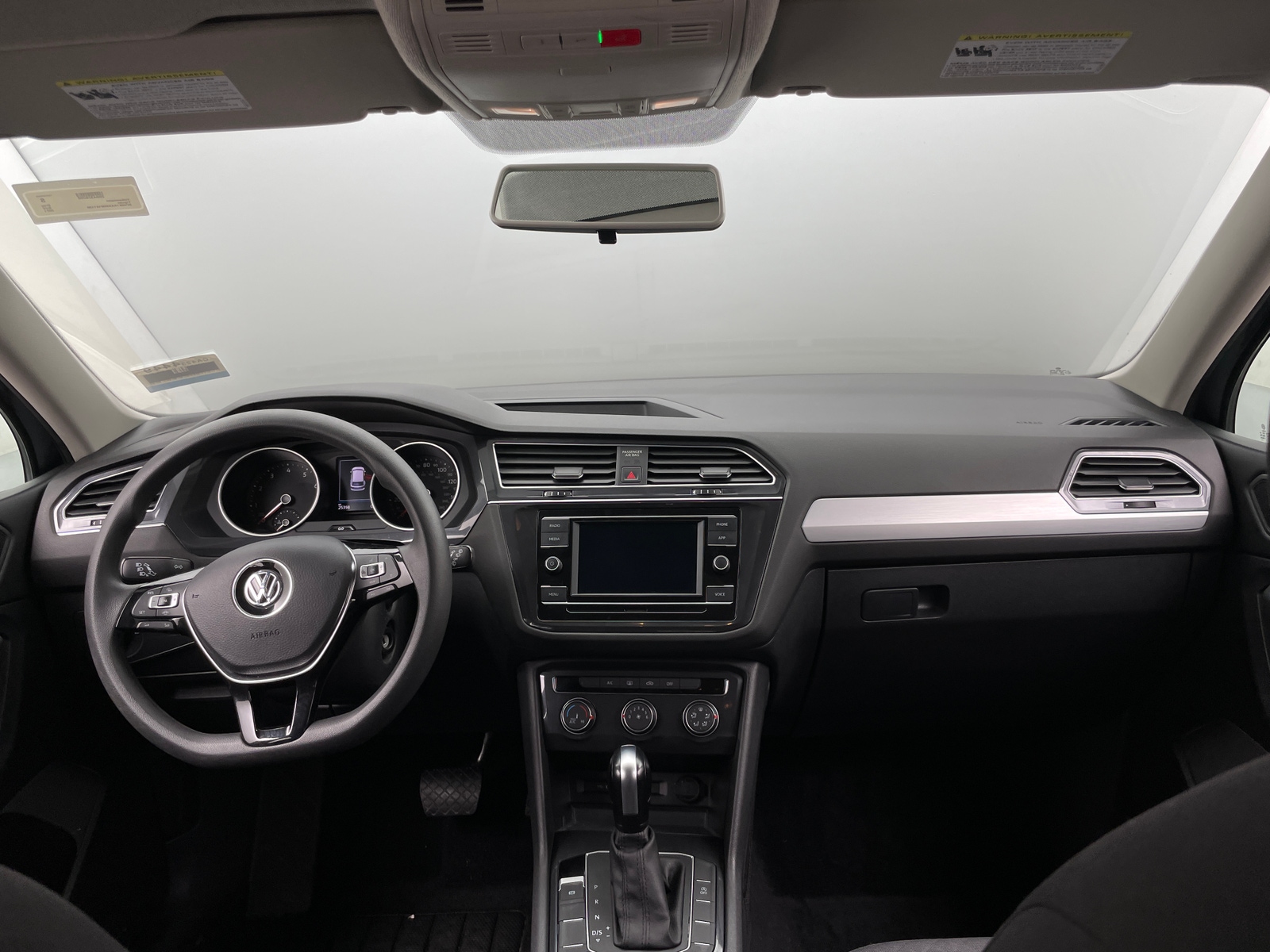 Thumbnail: 2021 Volkswagen Tiguan - 3