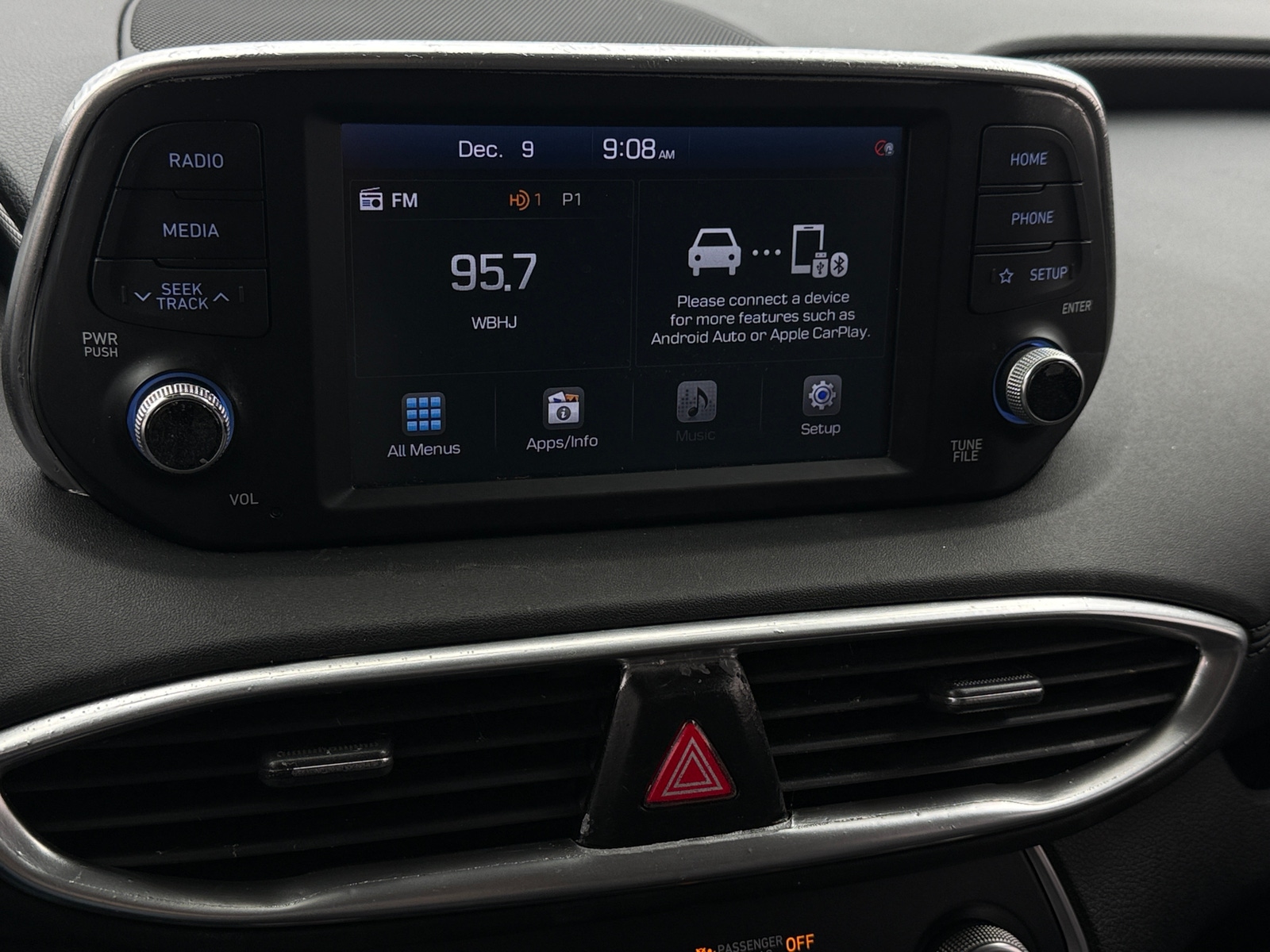 Thumbnail: 2020 Hyundai Santa Fe - 4