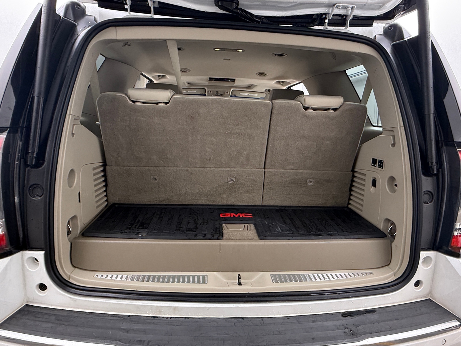 Thumbnail: 2018 GMC Yukon - 6