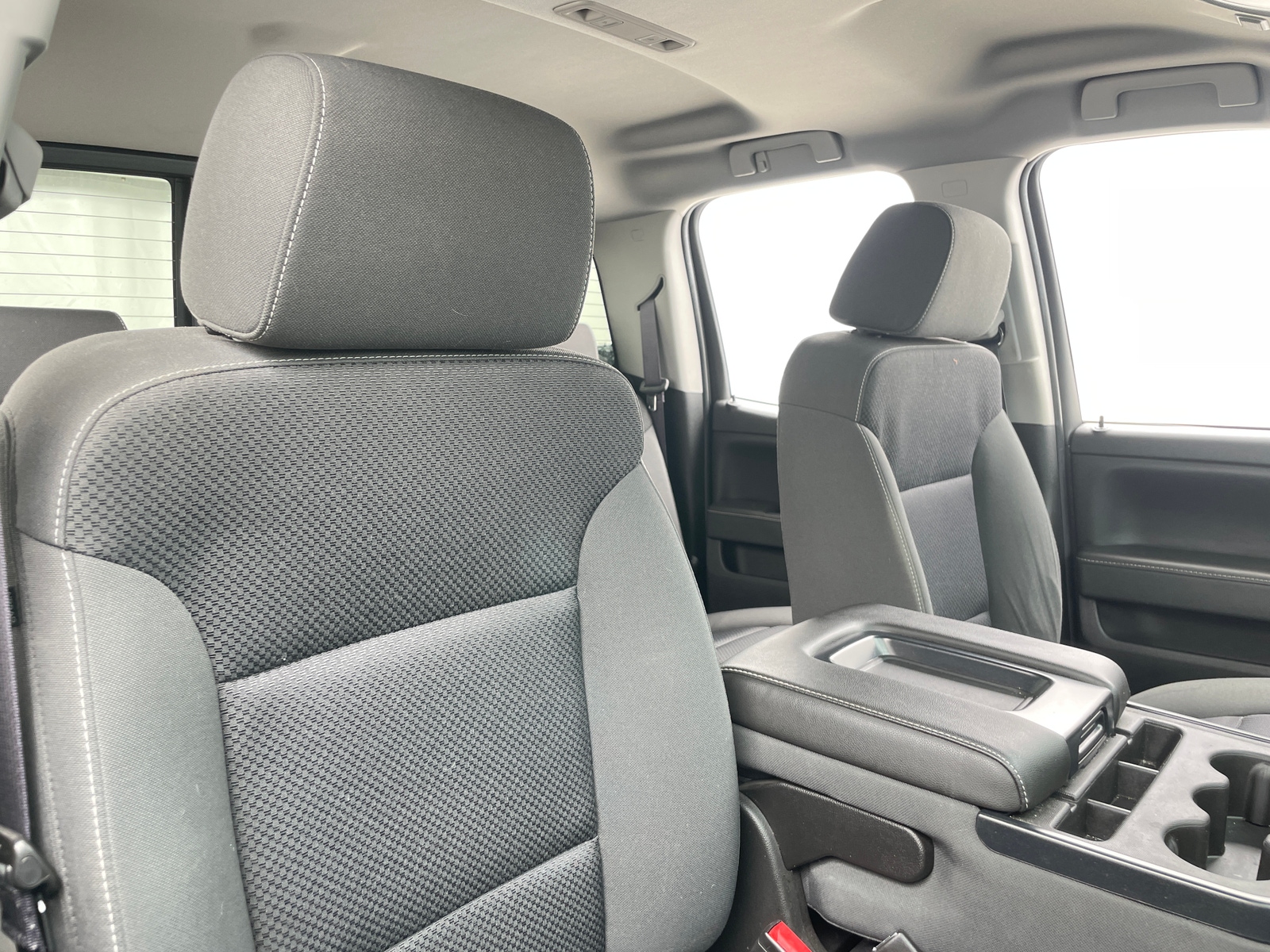 Thumbnail: 2016 Chevrolet Silverado 1500 - 2