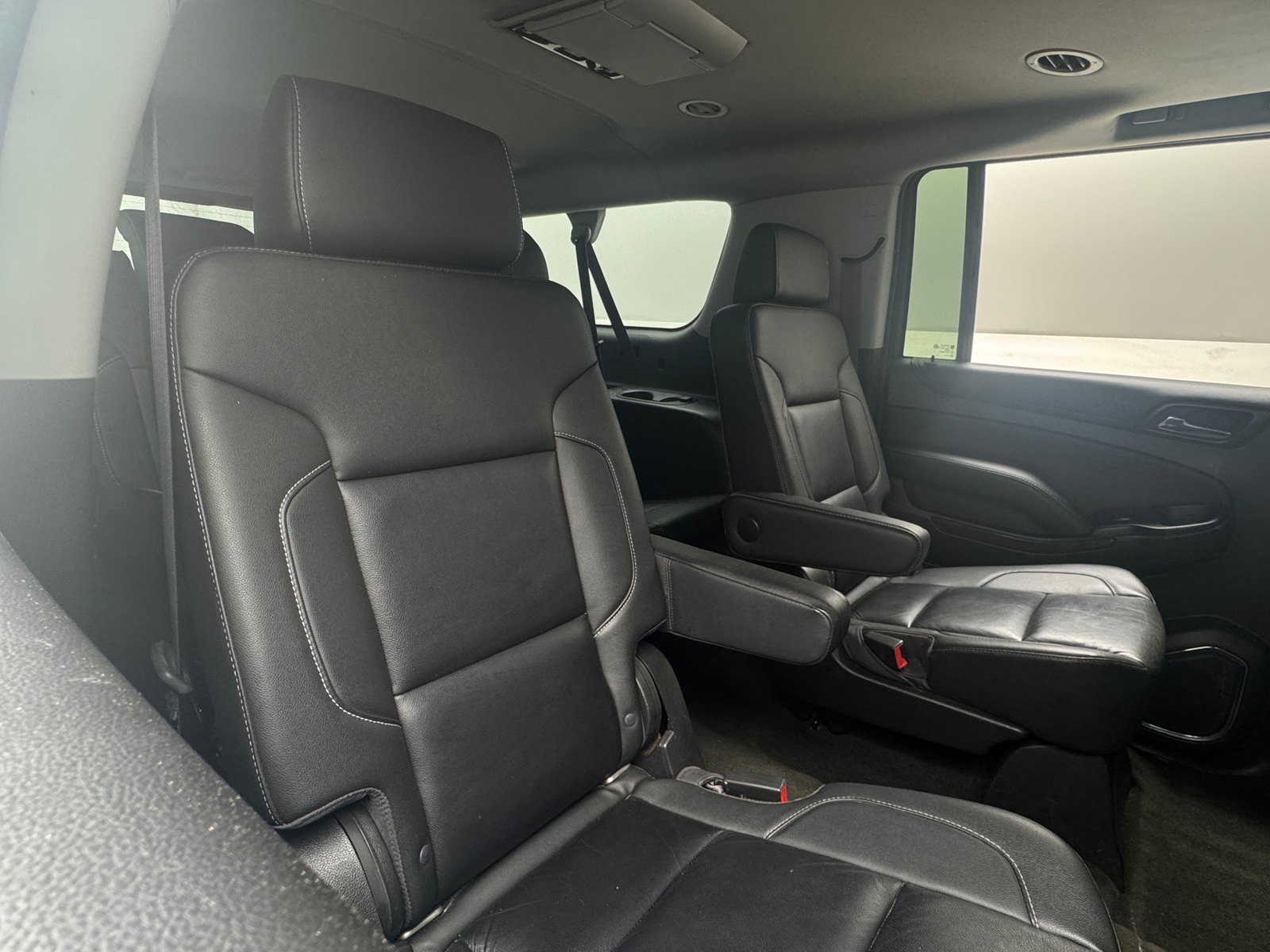 Thumbnail: 2016 Chevrolet Suburban - 5