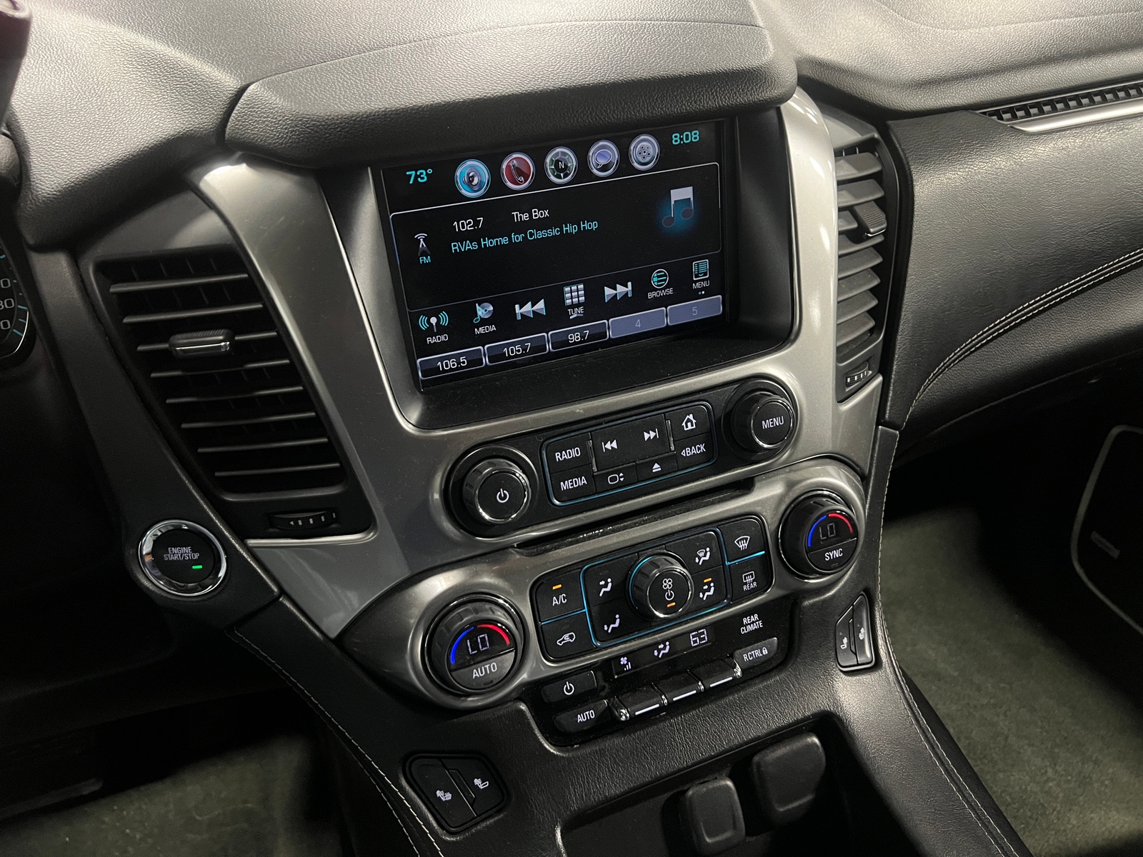 Thumbnail: 2016 Chevrolet Suburban - 3