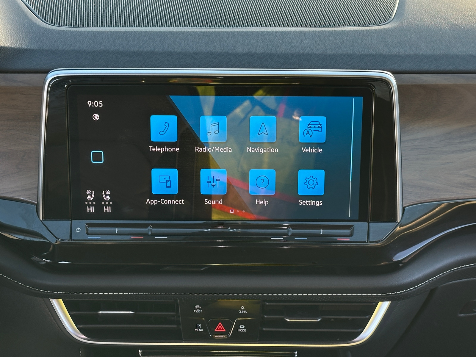 Thumbnail: 2024 Volkswagen Atlas - 3