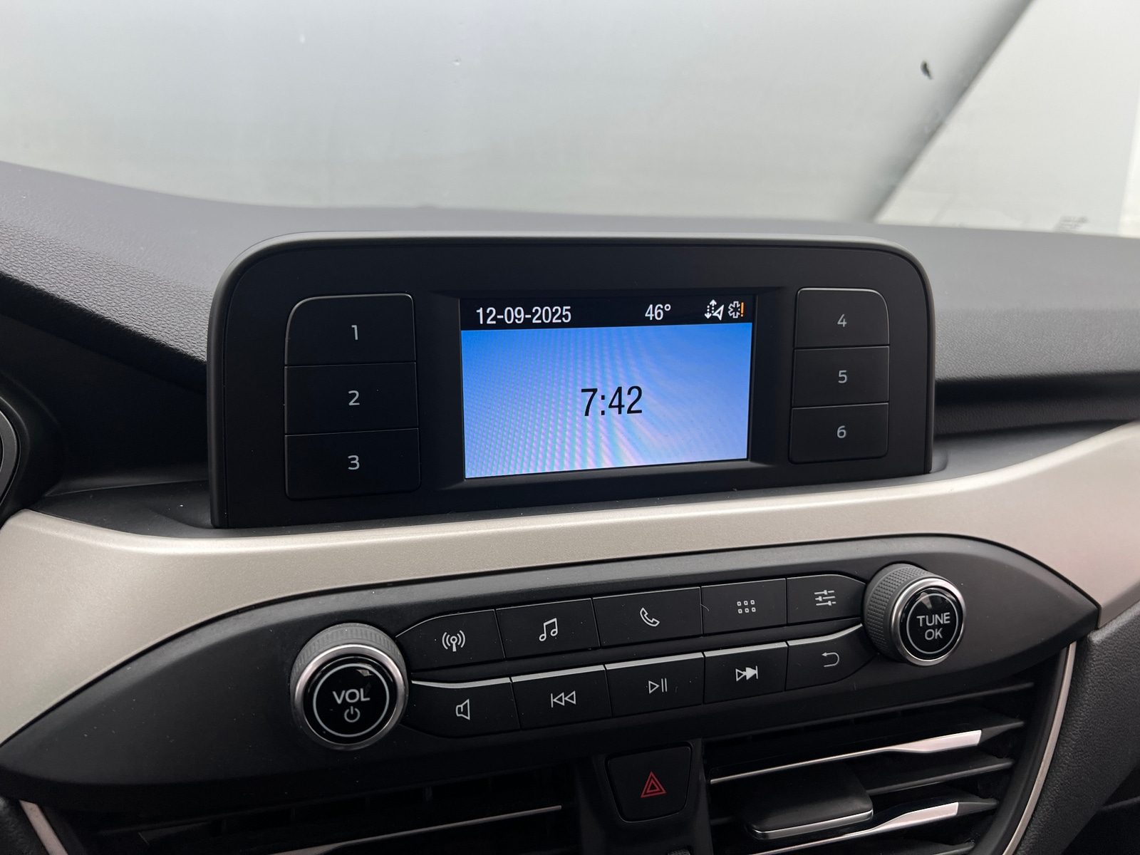 Thumbnail: 2022 Ford Escape - 4