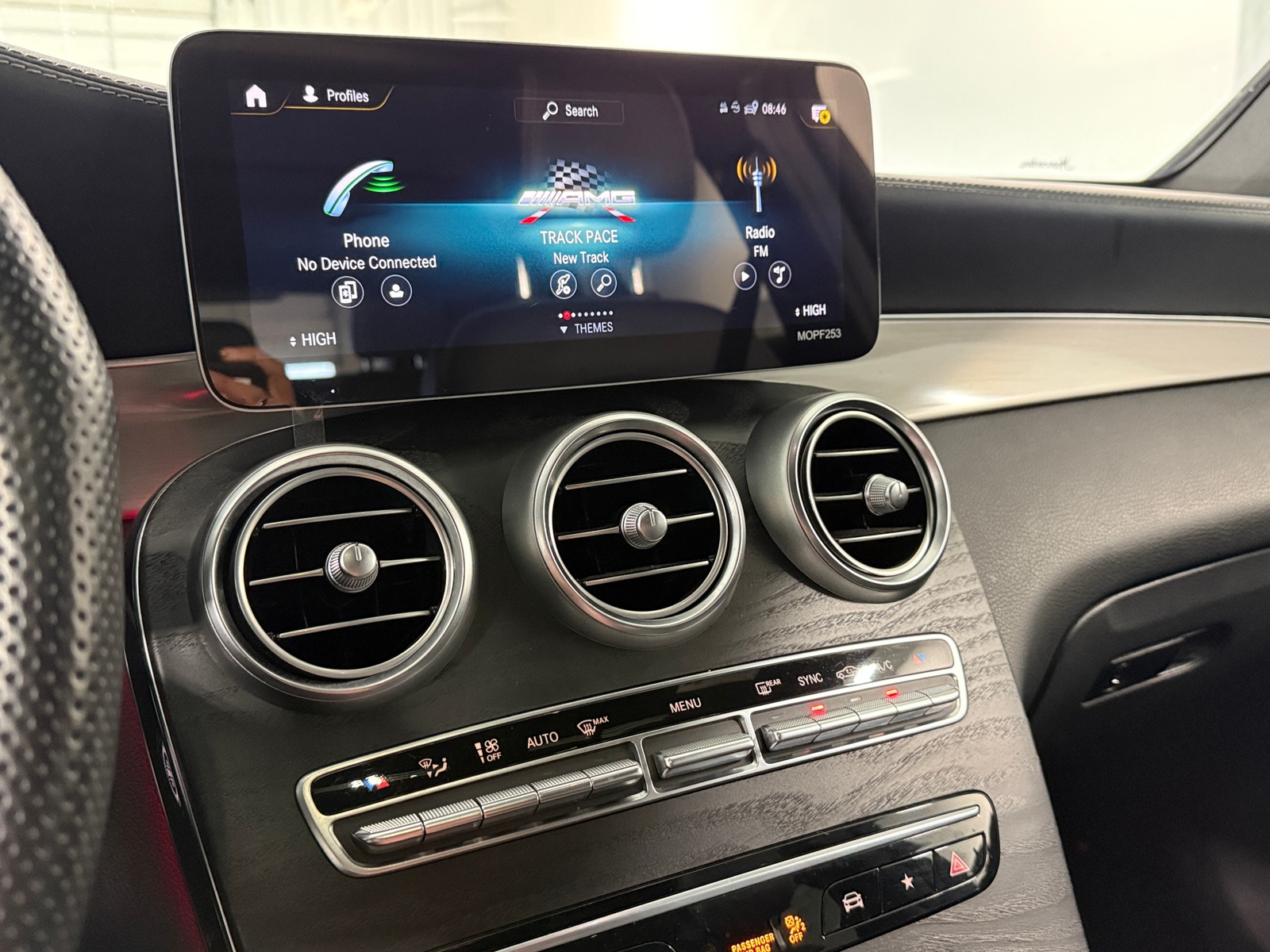 Thumbnail: 2020 Mercedes-Benz GLC - 3