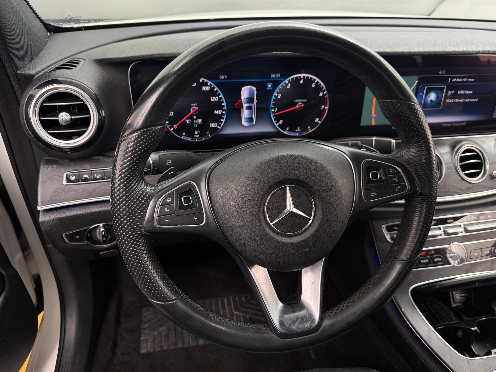 Thumbnail: 2018 Mercedes-Benz E-Class - 4