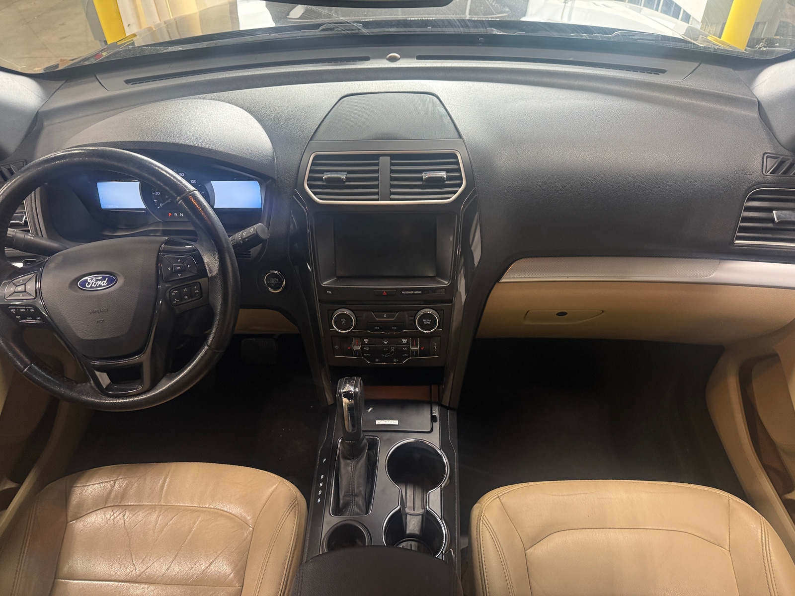 Thumbnail: 2016 Ford Explorer - 2