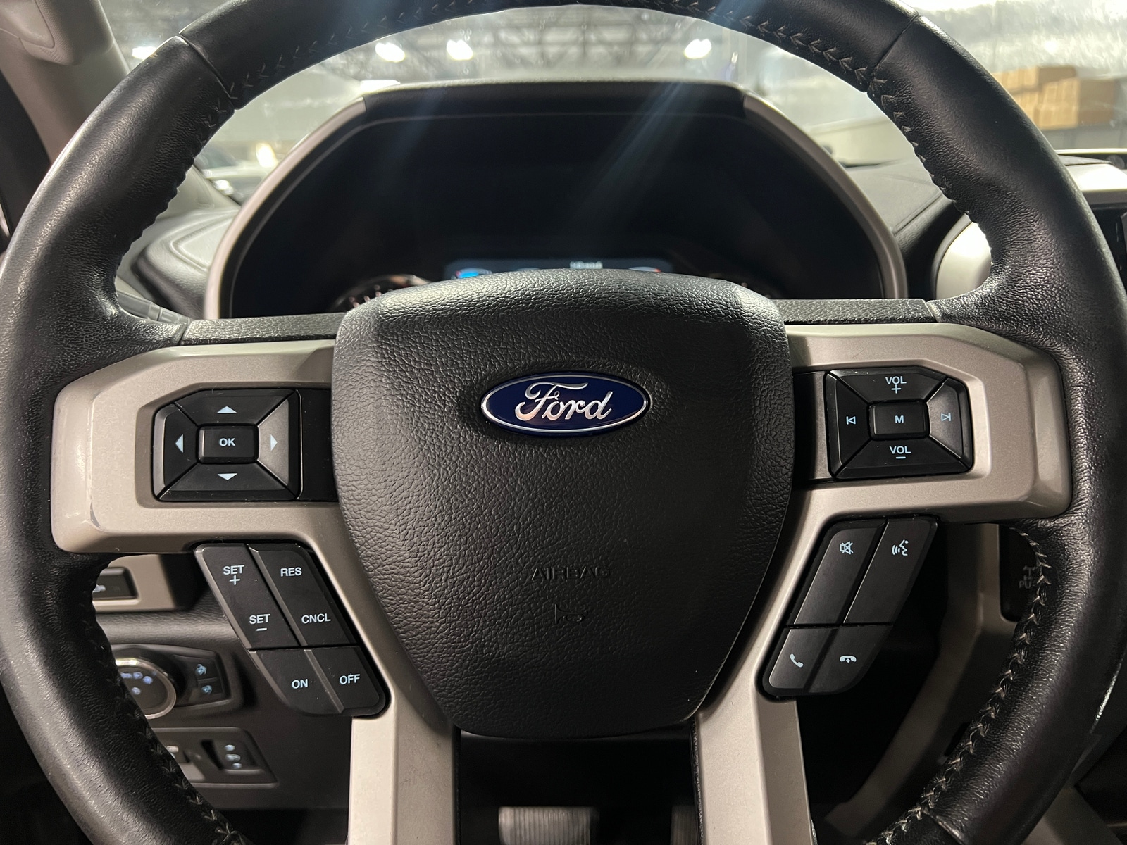 Thumbnail: 2018 Ford Econoline - 4