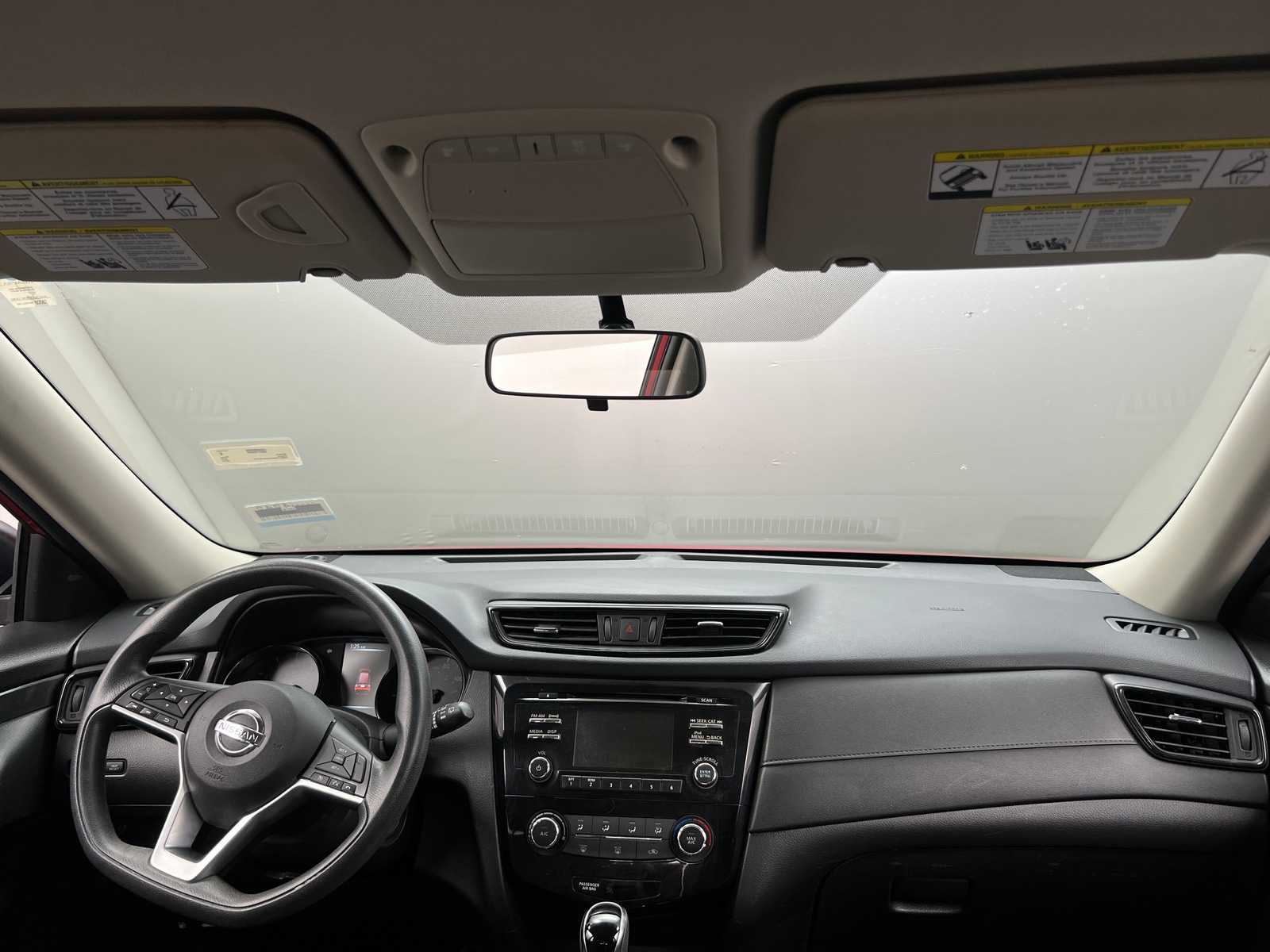 Thumbnail: 2017 Nissan Rogue - 3