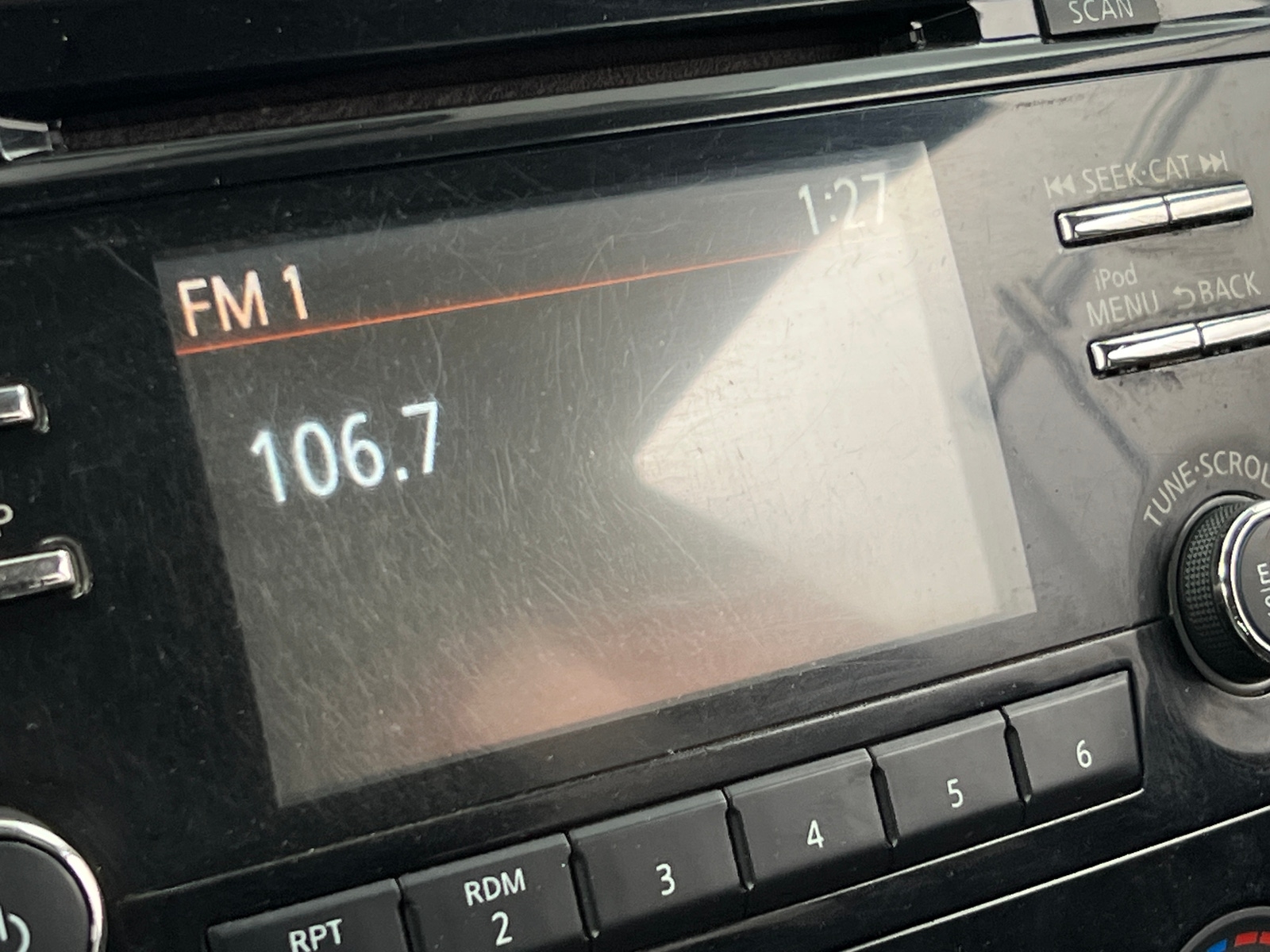 Thumbnail: 2017 Nissan Rogue - 4