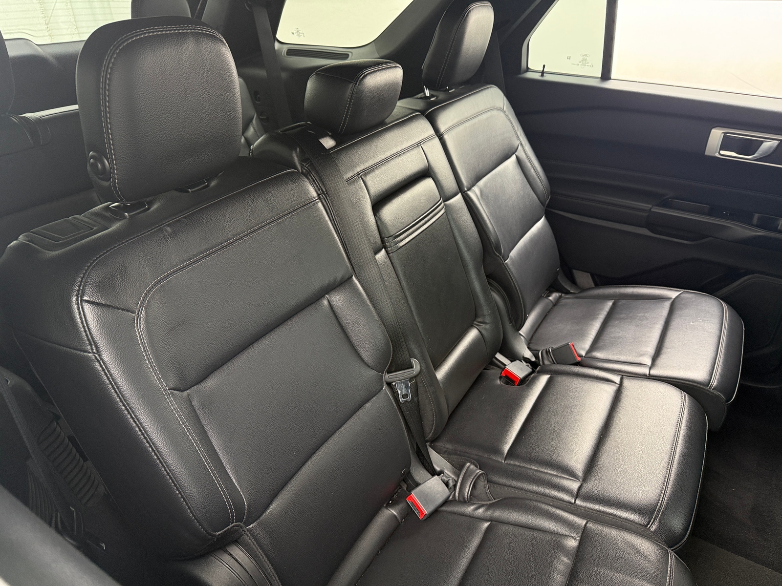 Thumbnail: 2020 Ford Explorer - 5