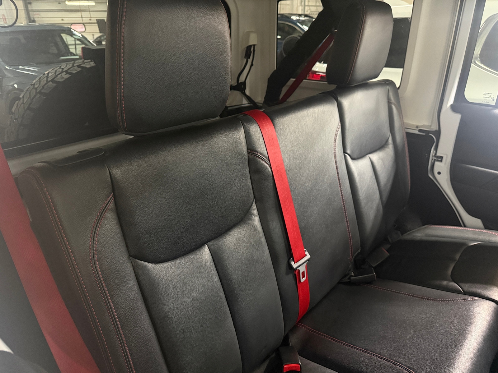 Thumbnail: 2018 Jeep Wrangler - 5