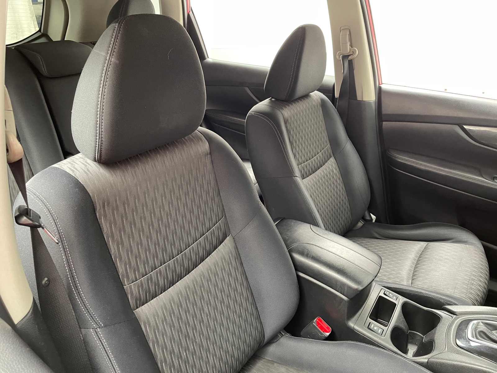 Thumbnail: 2017 Nissan Rogue - 2